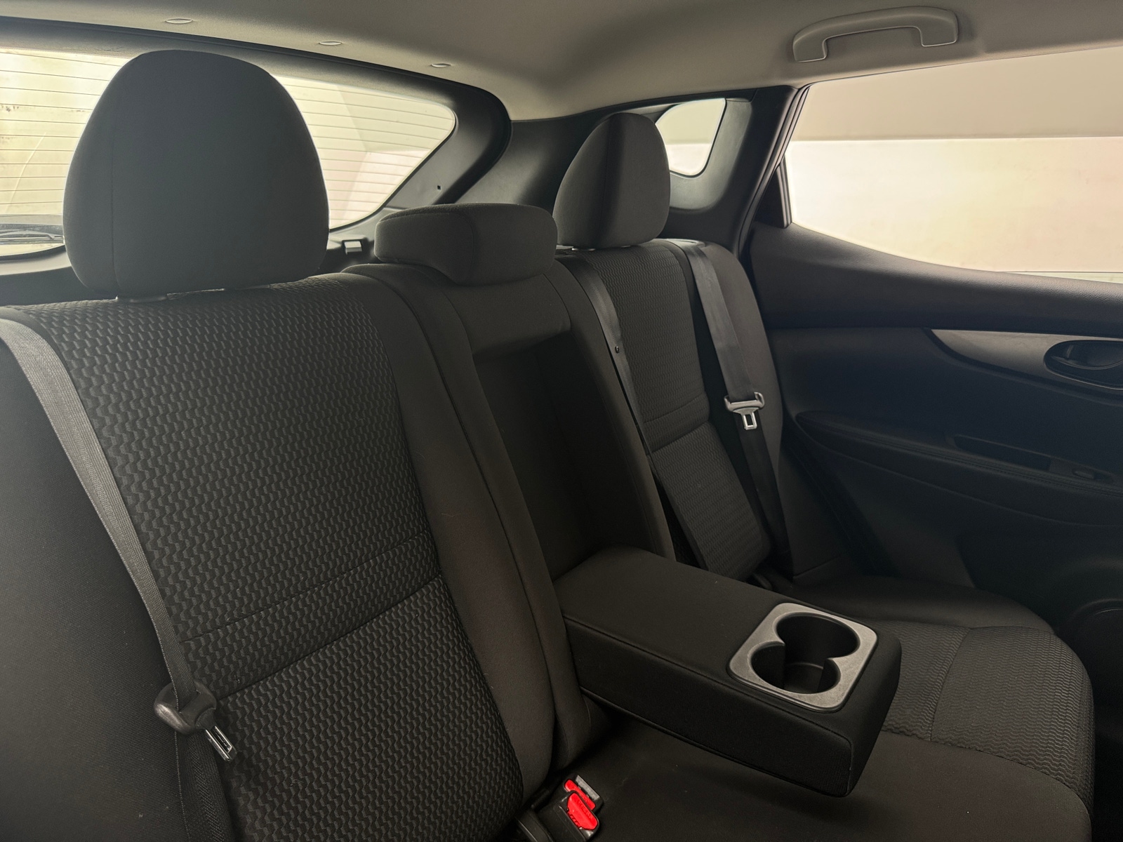Thumbnail: 2019 Nissan Rogue Sport - 6
