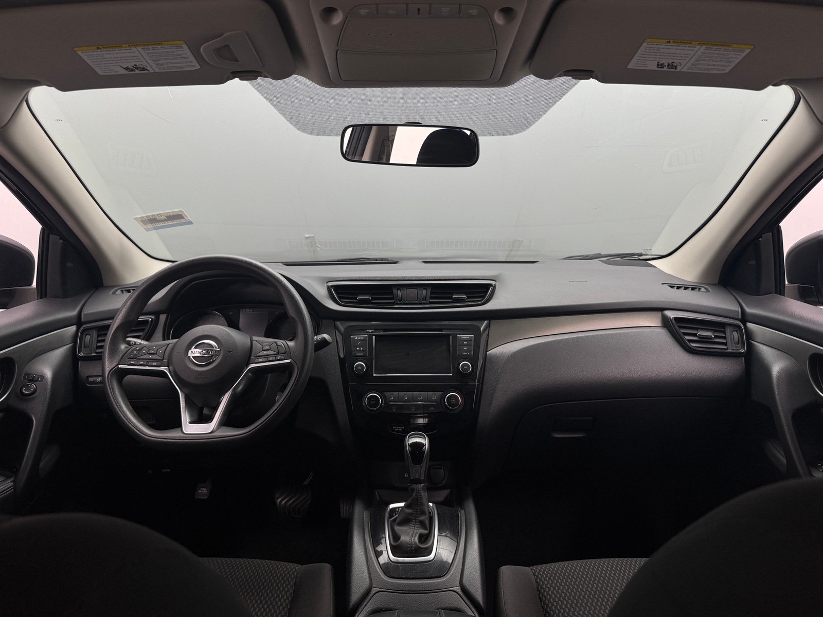 Thumbnail: 2019 Nissan Rogue Sport - 3