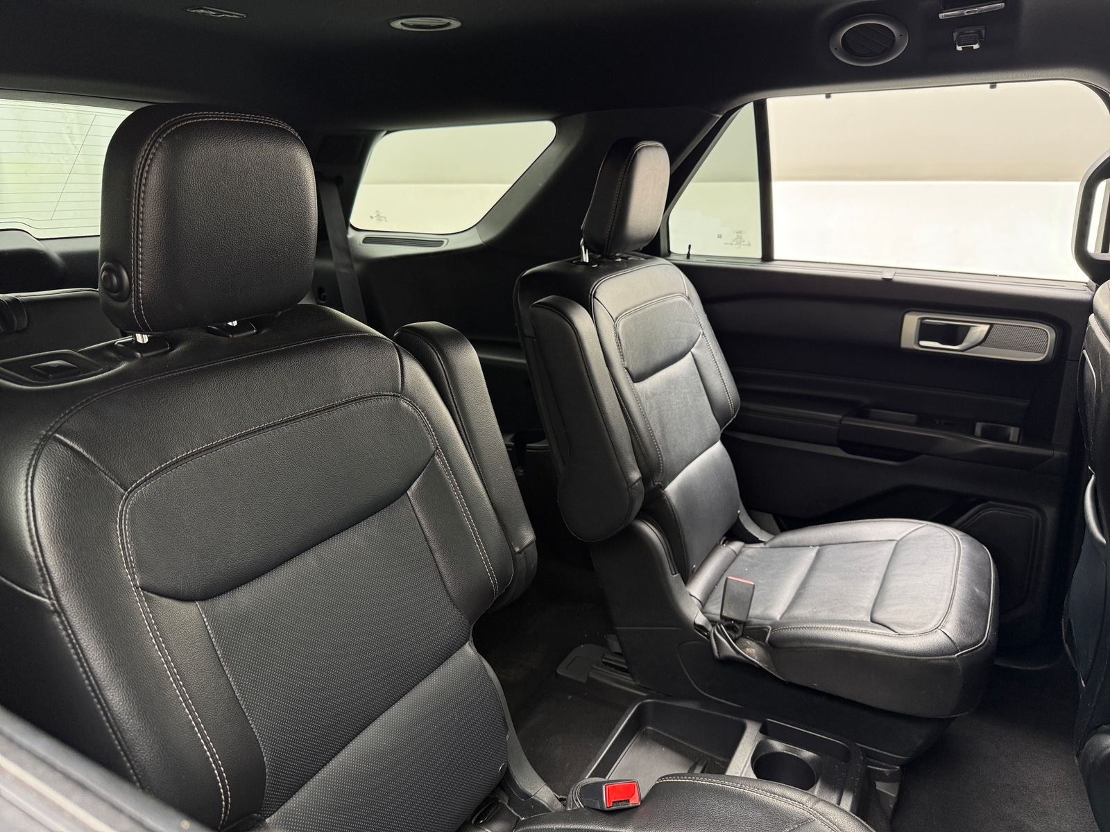Thumbnail: 2020 Ford Explorer - 5