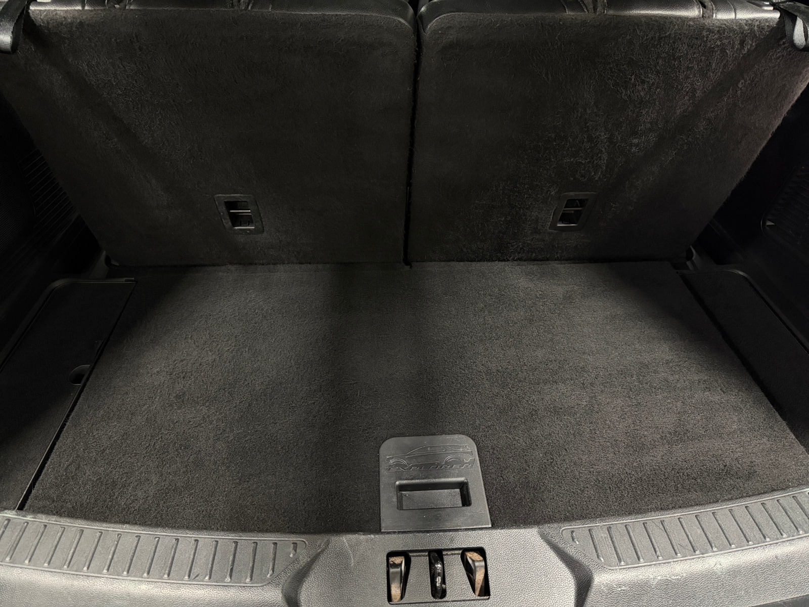 Thumbnail: 2020 Ford Explorer - 6