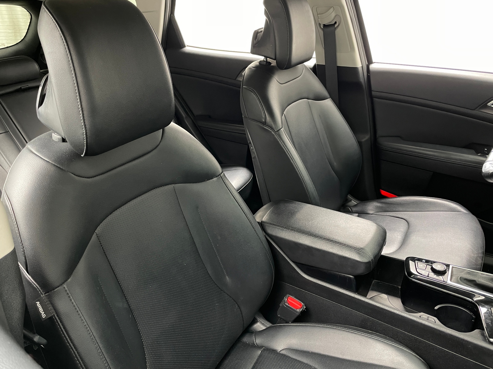 Thumbnail: 2023 Kia Sportage - 2