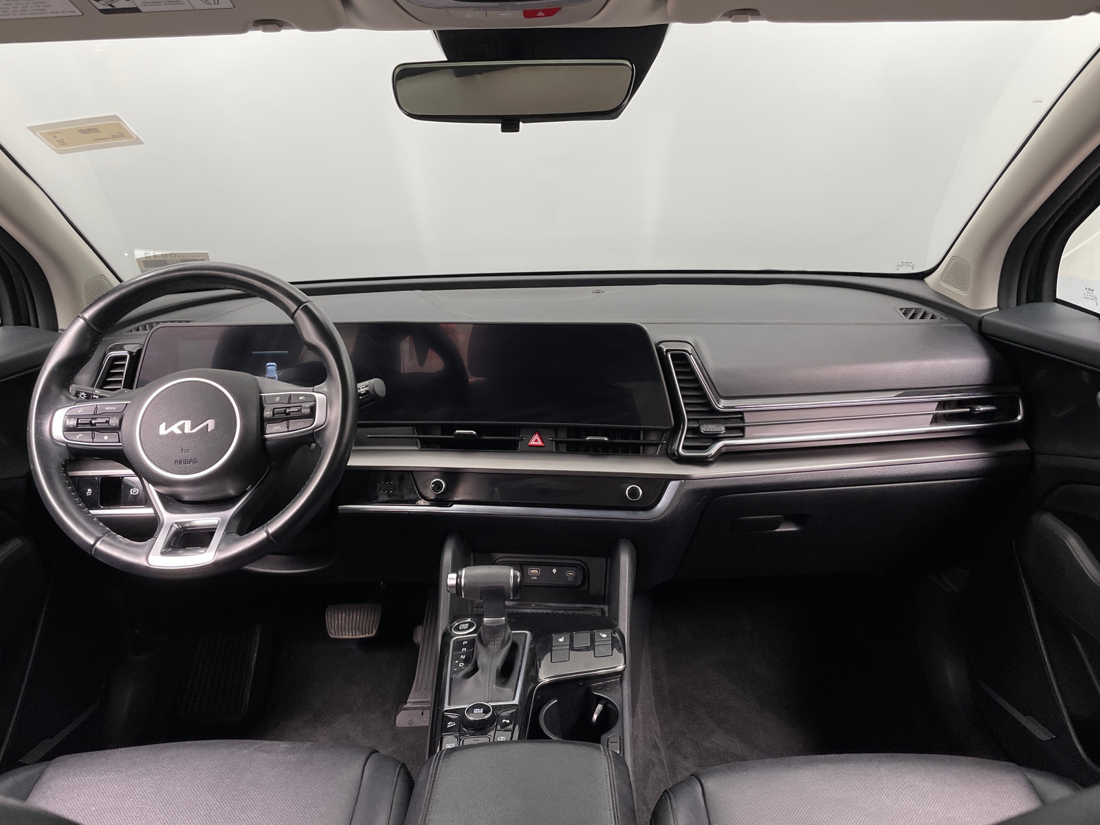 Thumbnail: 2023 Kia Sportage - 3