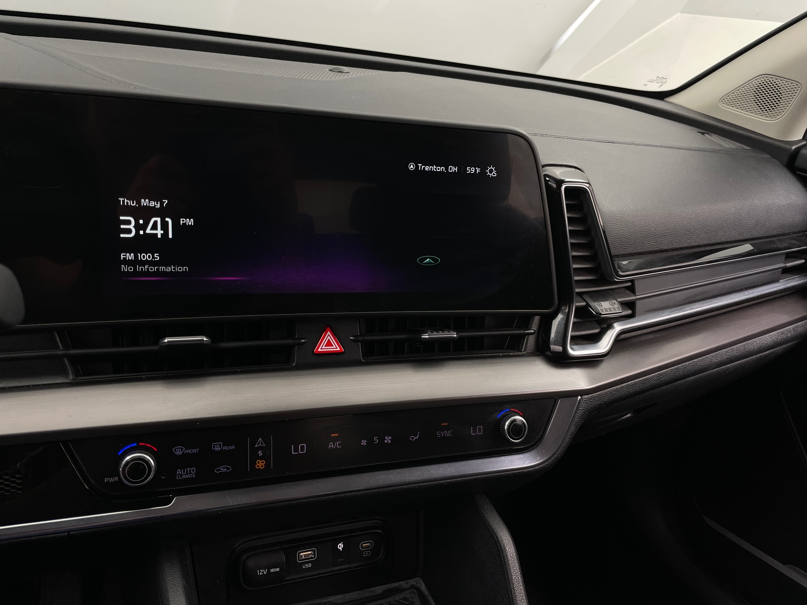 Thumbnail: 2023 Kia Sportage - 4