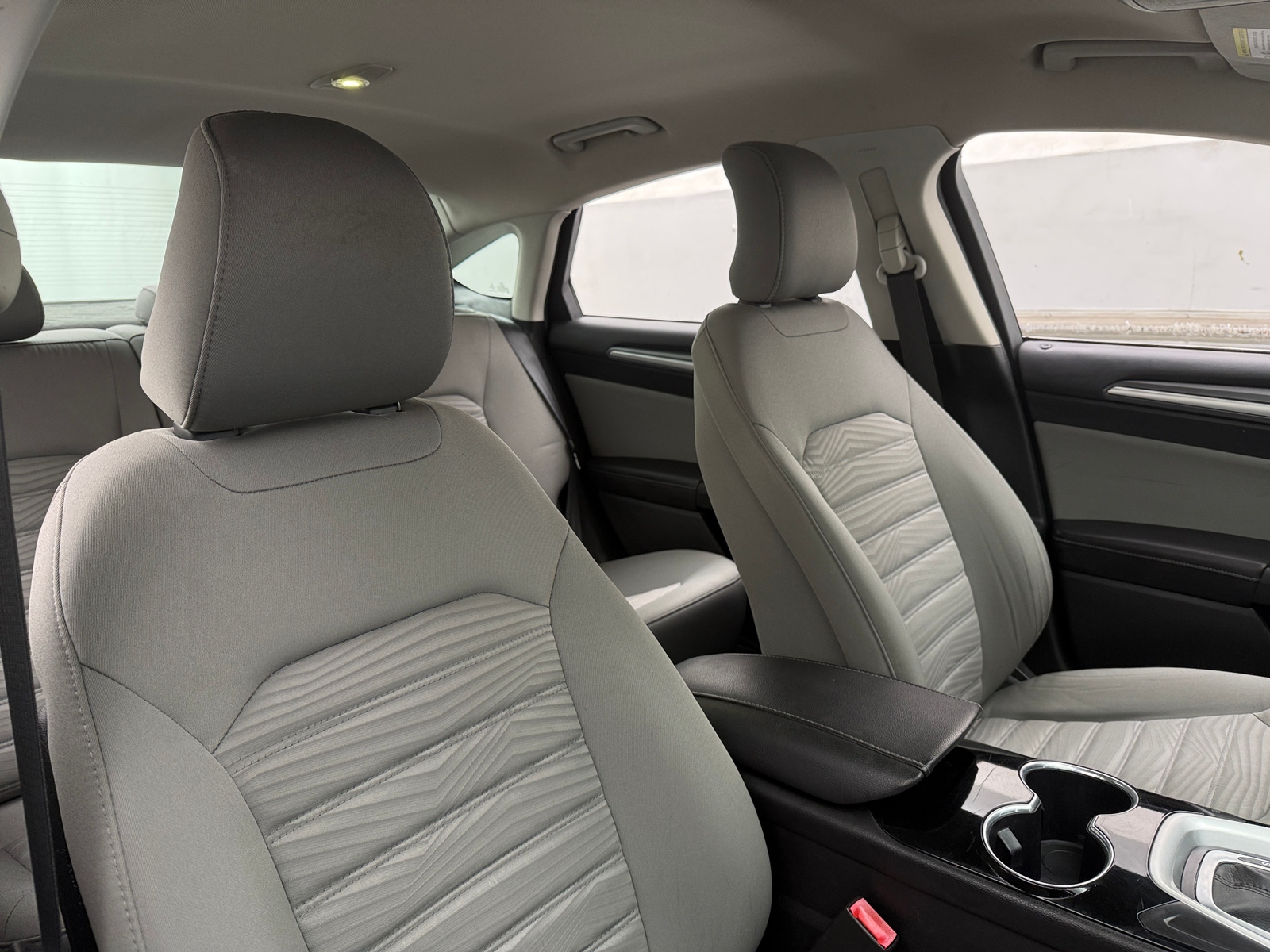 Thumbnail: 2016 Ford Fusion - 2