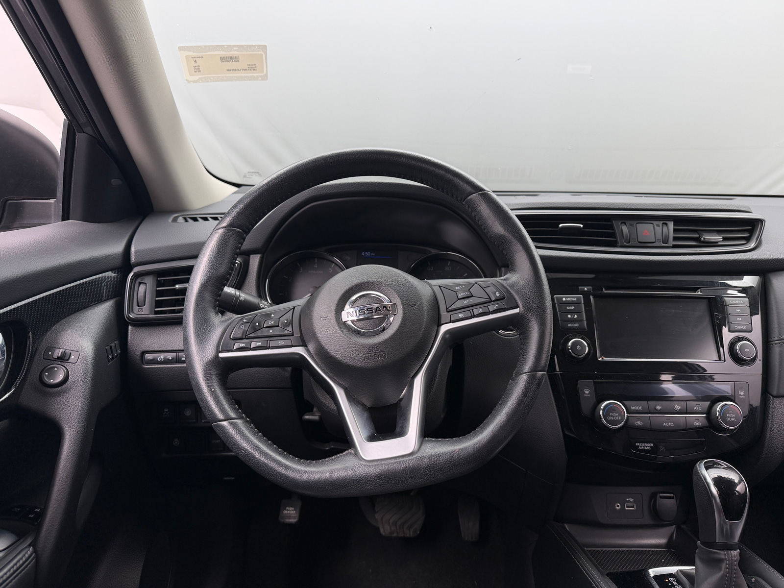 Thumbnail: 2018 Nissan Rogue - 4