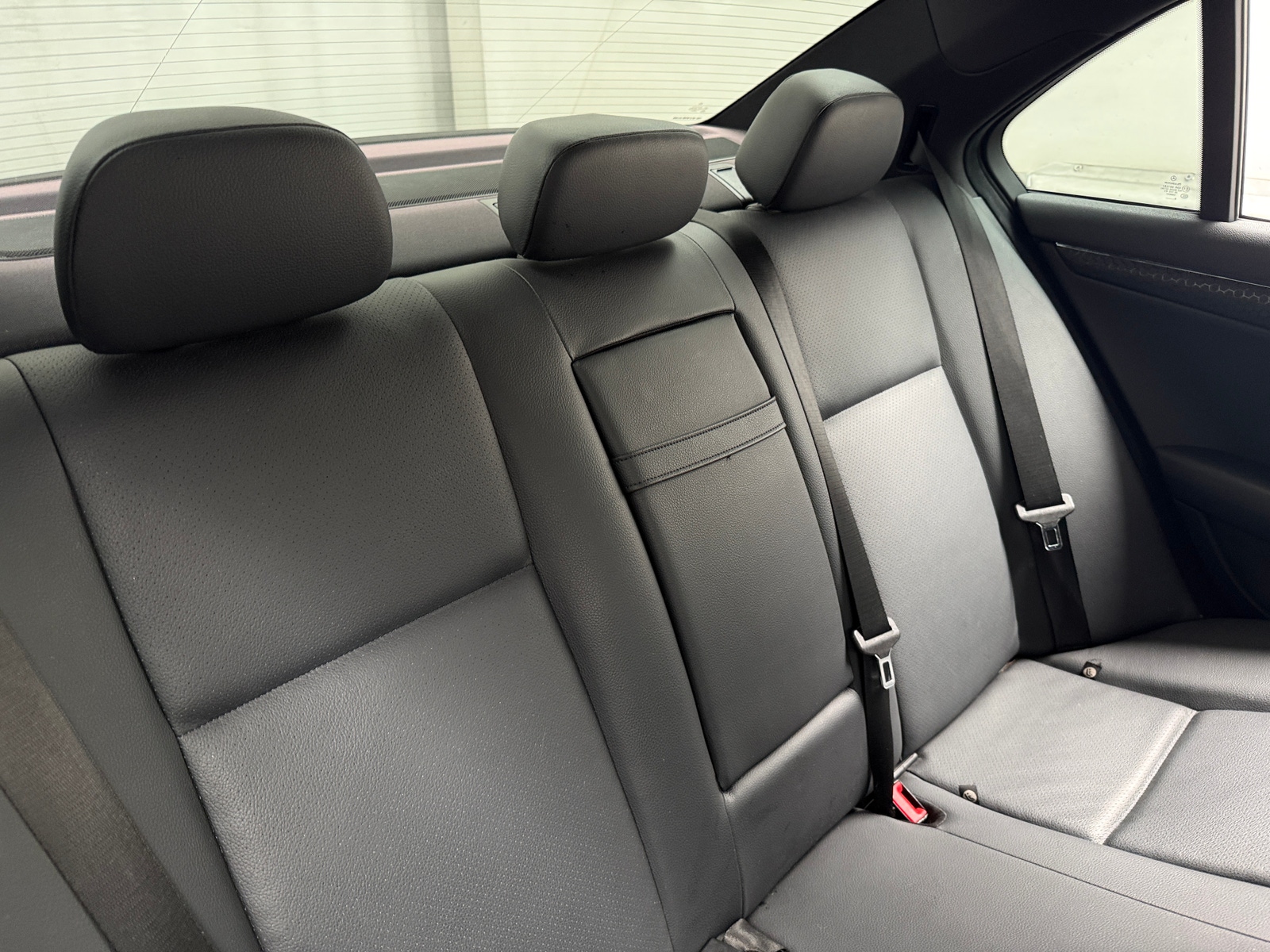 Thumbnail: 2010 Mercedes-Benz C-Class - 5