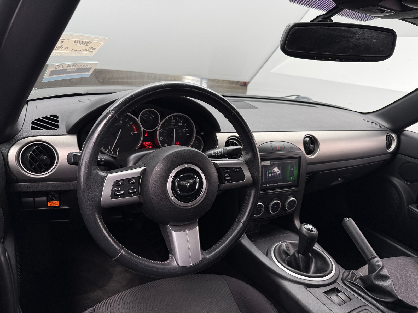 Thumbnail: 2010 Mazda MX-5 Miata - 3