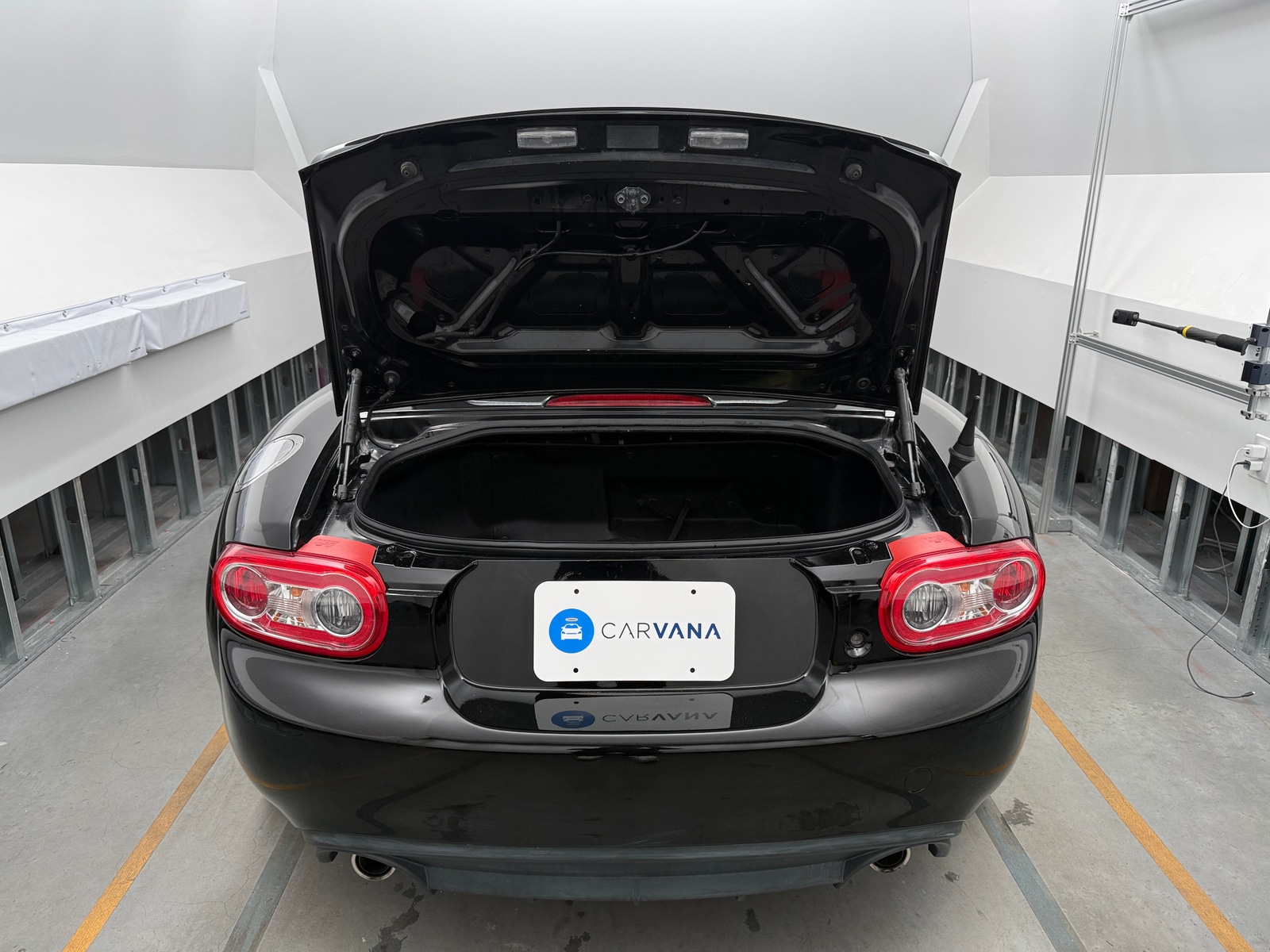 Thumbnail: 2010 Mazda MX-5 Miata - 6