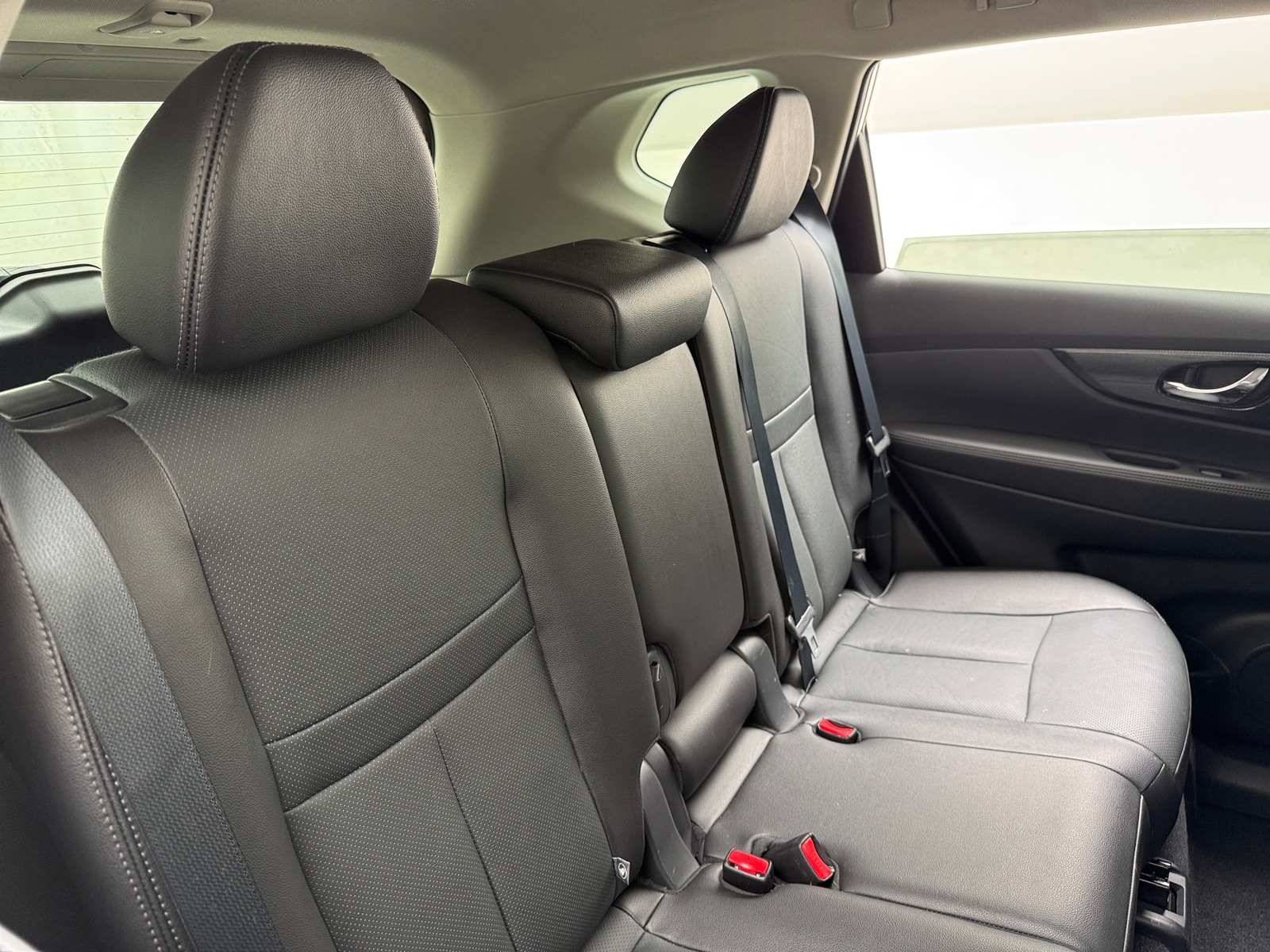 Thumbnail: 2016 Nissan Rogue - 5