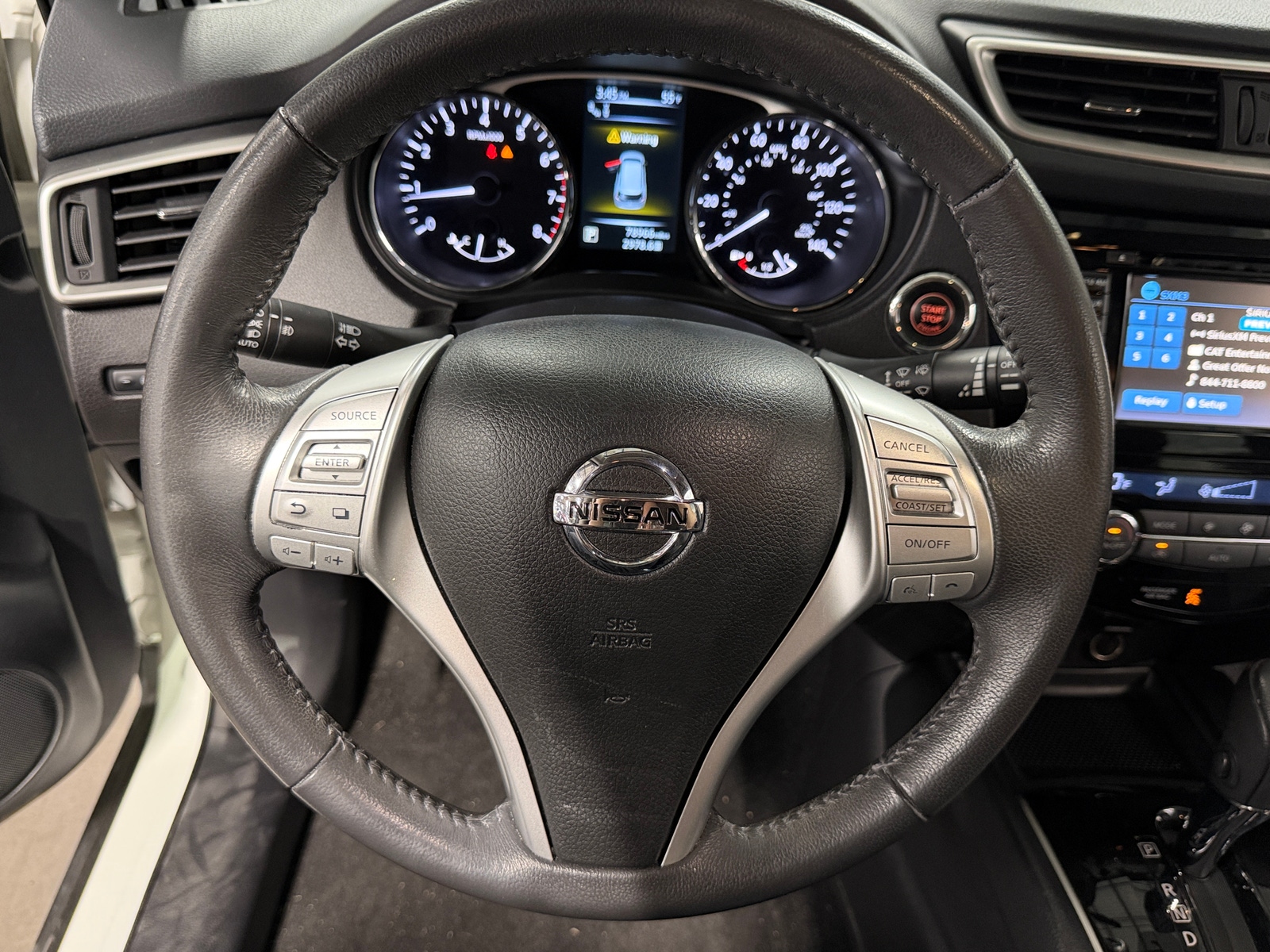 Thumbnail: 2016 Nissan Rogue - 4