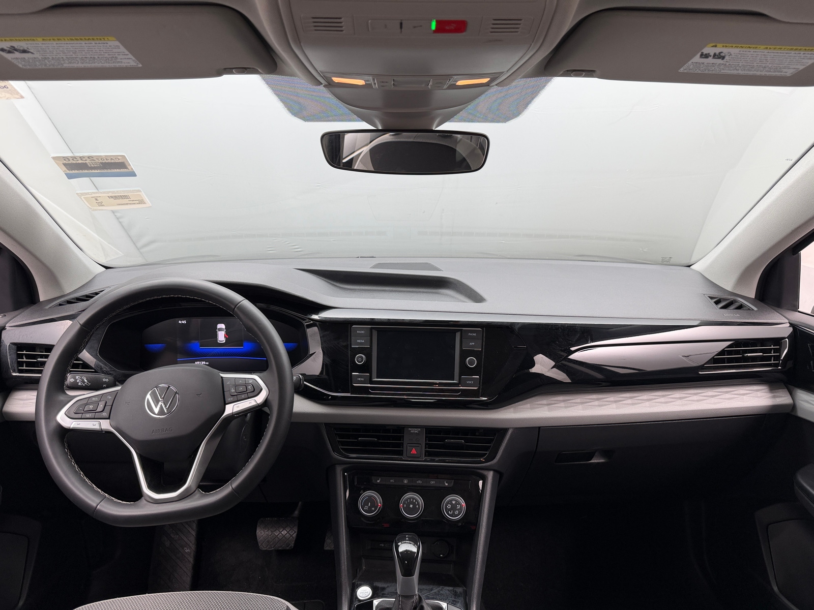 Thumbnail: 2023 Volkswagen Taos - 3