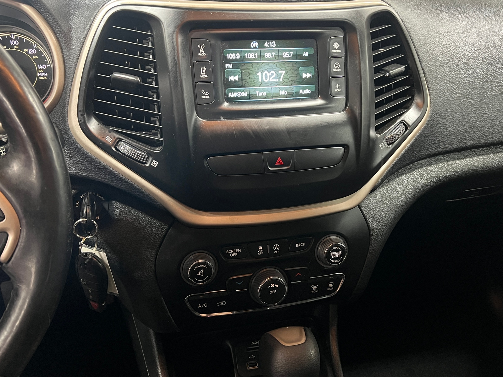 Thumbnail: 2018 Jeep Cherokee - 4
