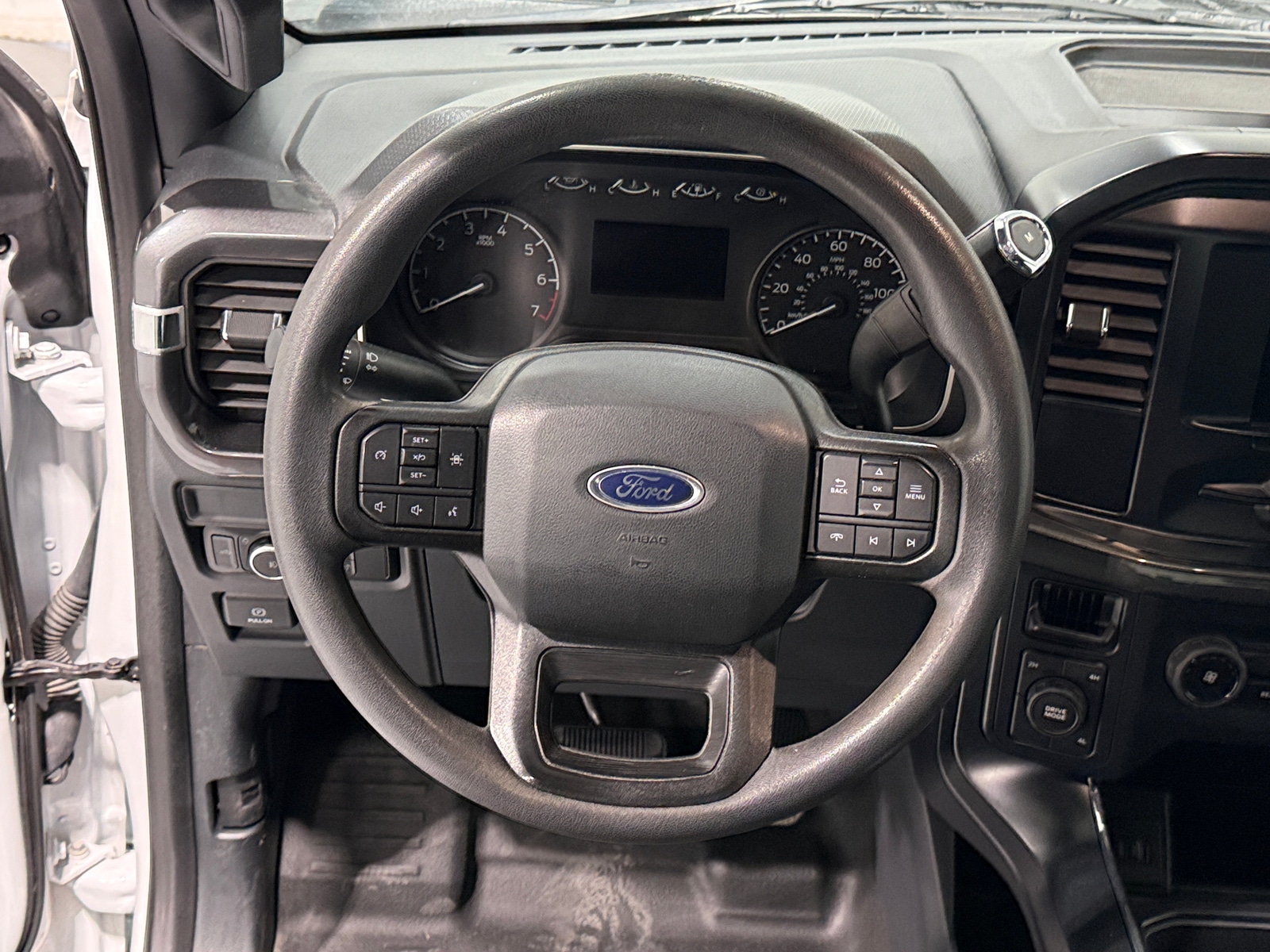 Thumbnail: 2023 Ford Econoline - 5
