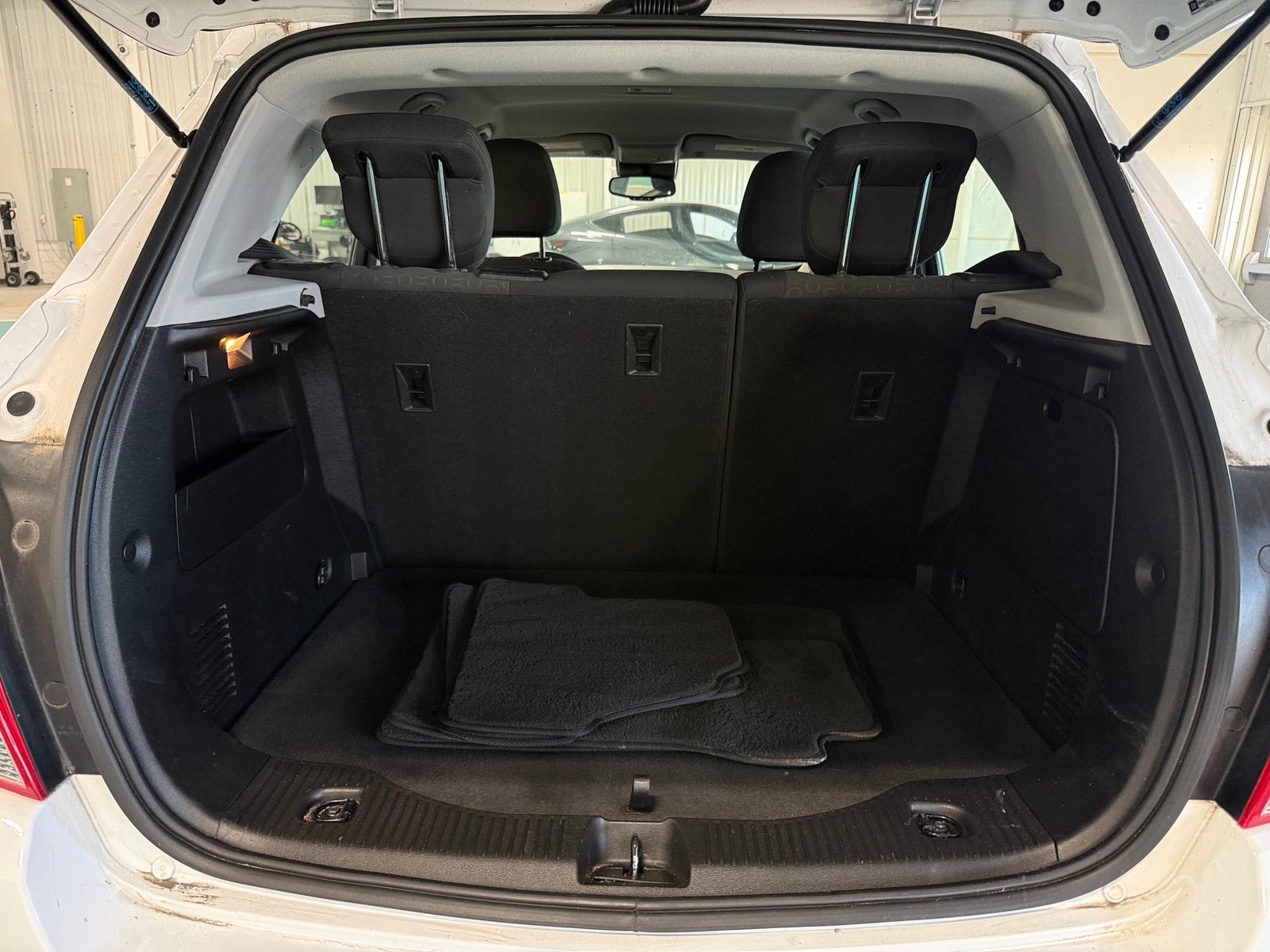 Thumbnail: 2018 Chevrolet Trax - 7