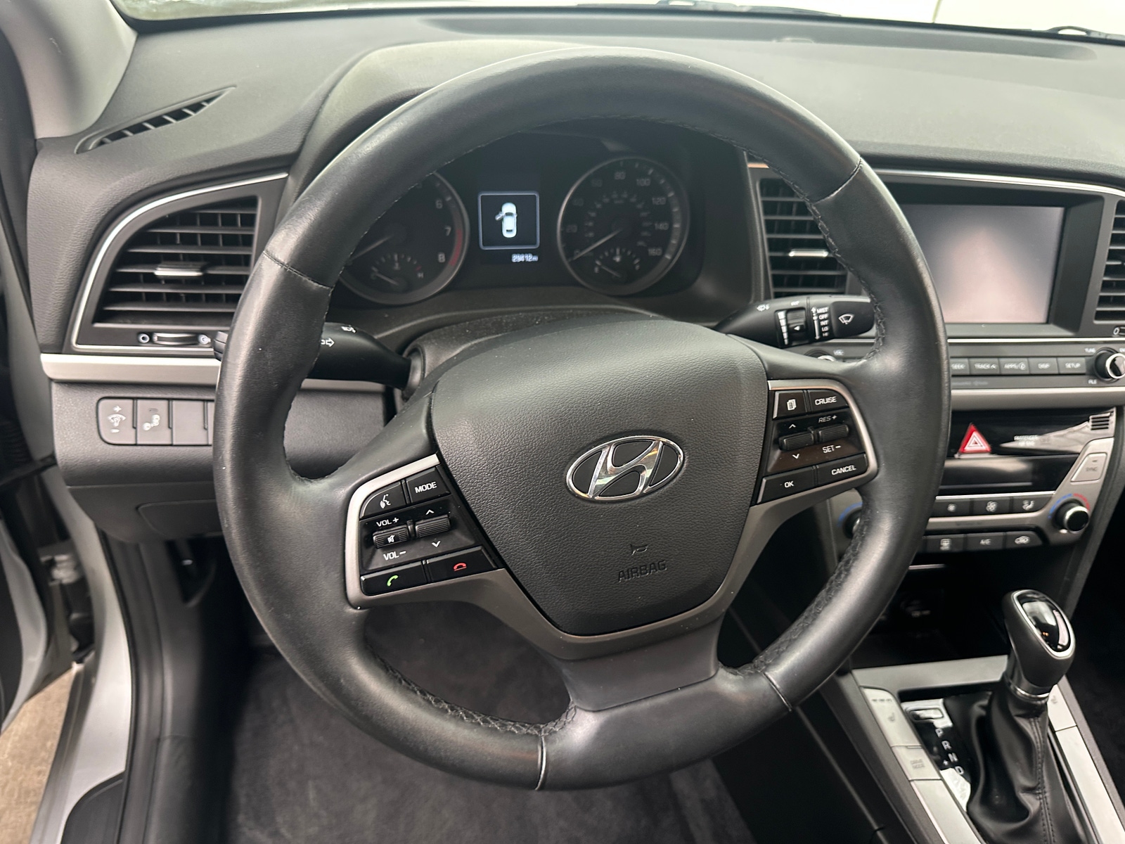 Thumbnail: 2018 Hyundai Elantra - 5