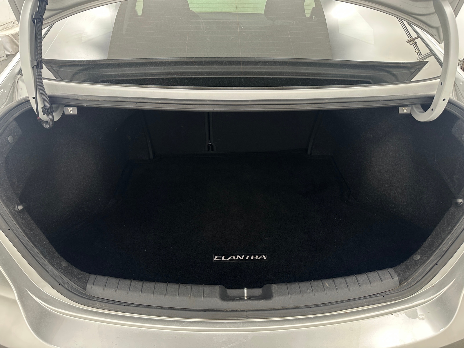Thumbnail: 2018 Hyundai Elantra - 7