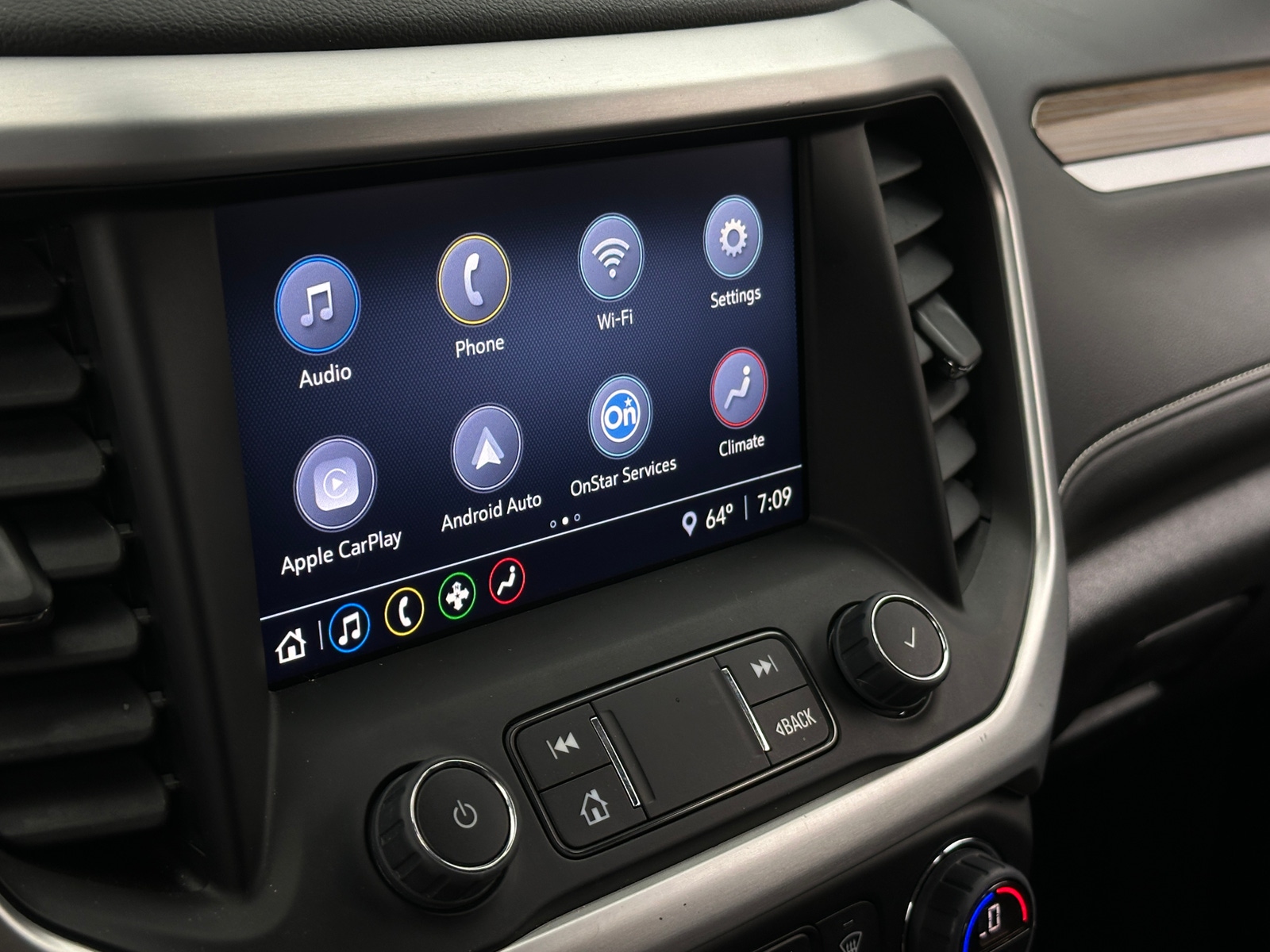 Thumbnail: 2023 GMC Acadia - 4