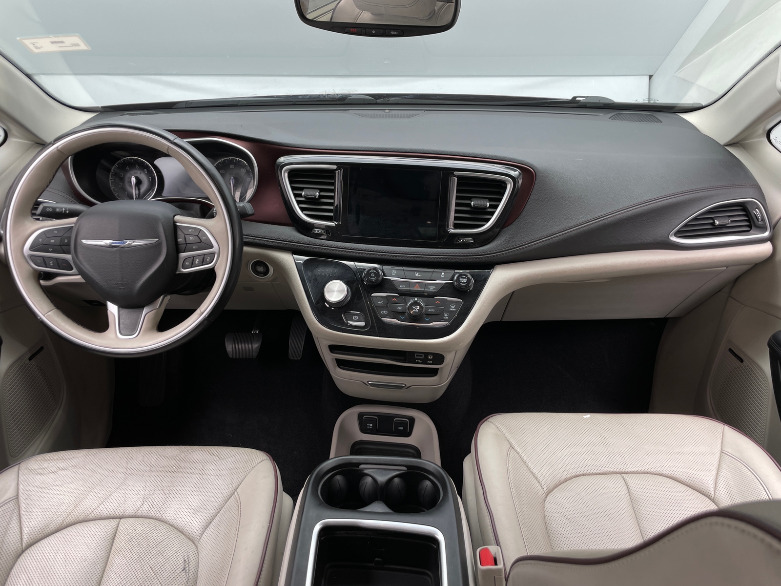 Thumbnail: 2018 Chrysler Pacifica - 2