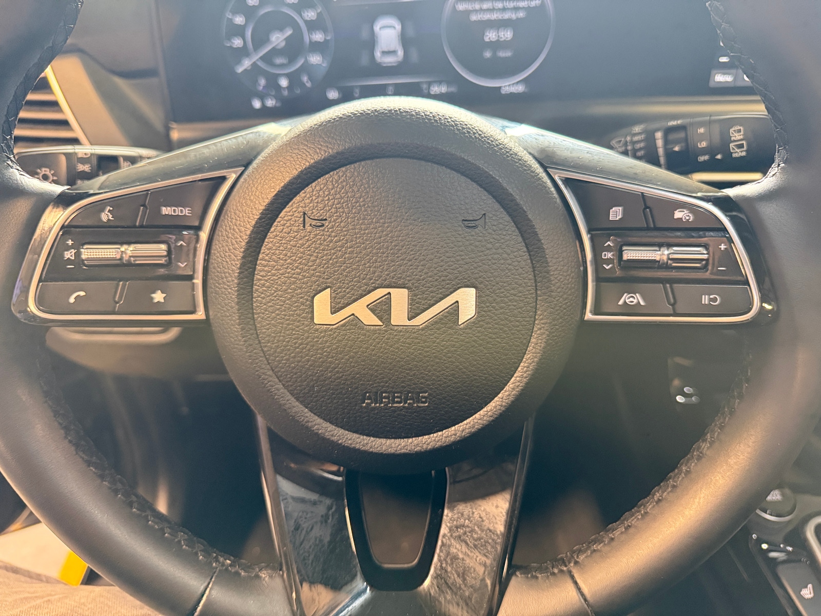 Thumbnail: 2024 Kia Seltos - 4