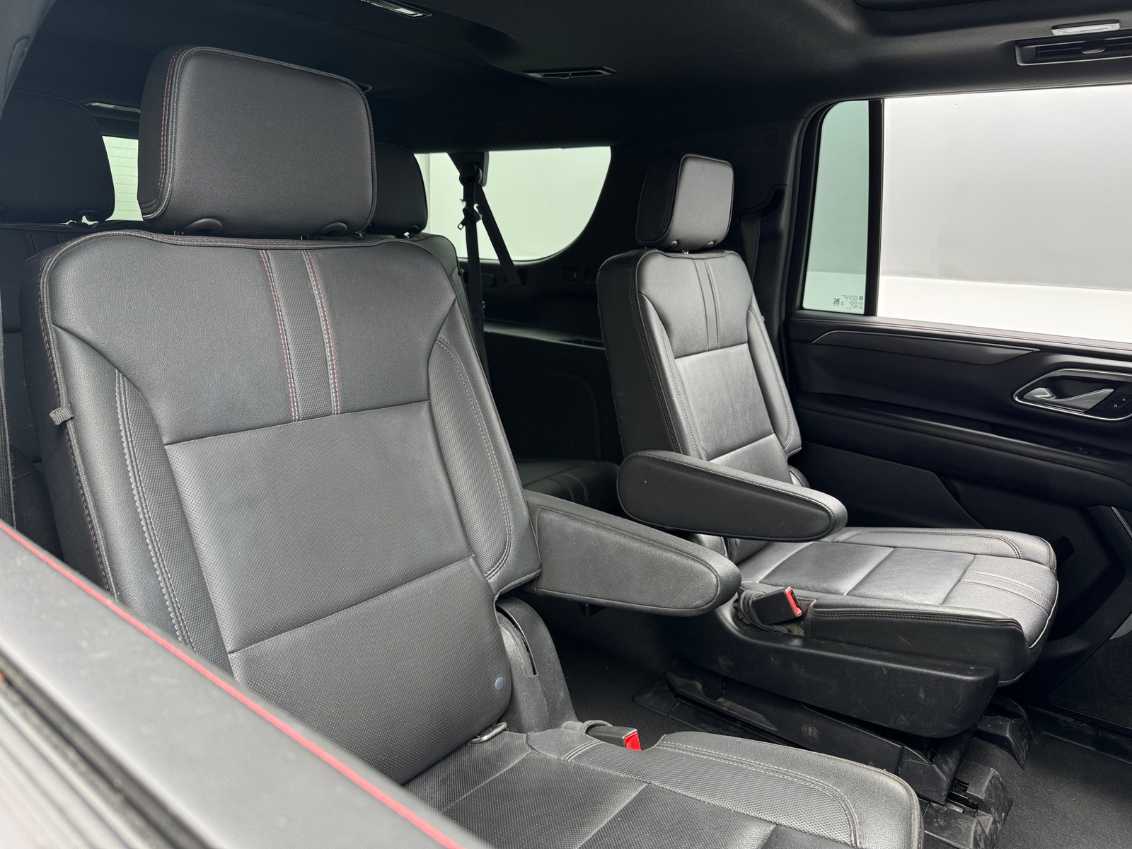 Thumbnail: 2022 Chevrolet Suburban - 5