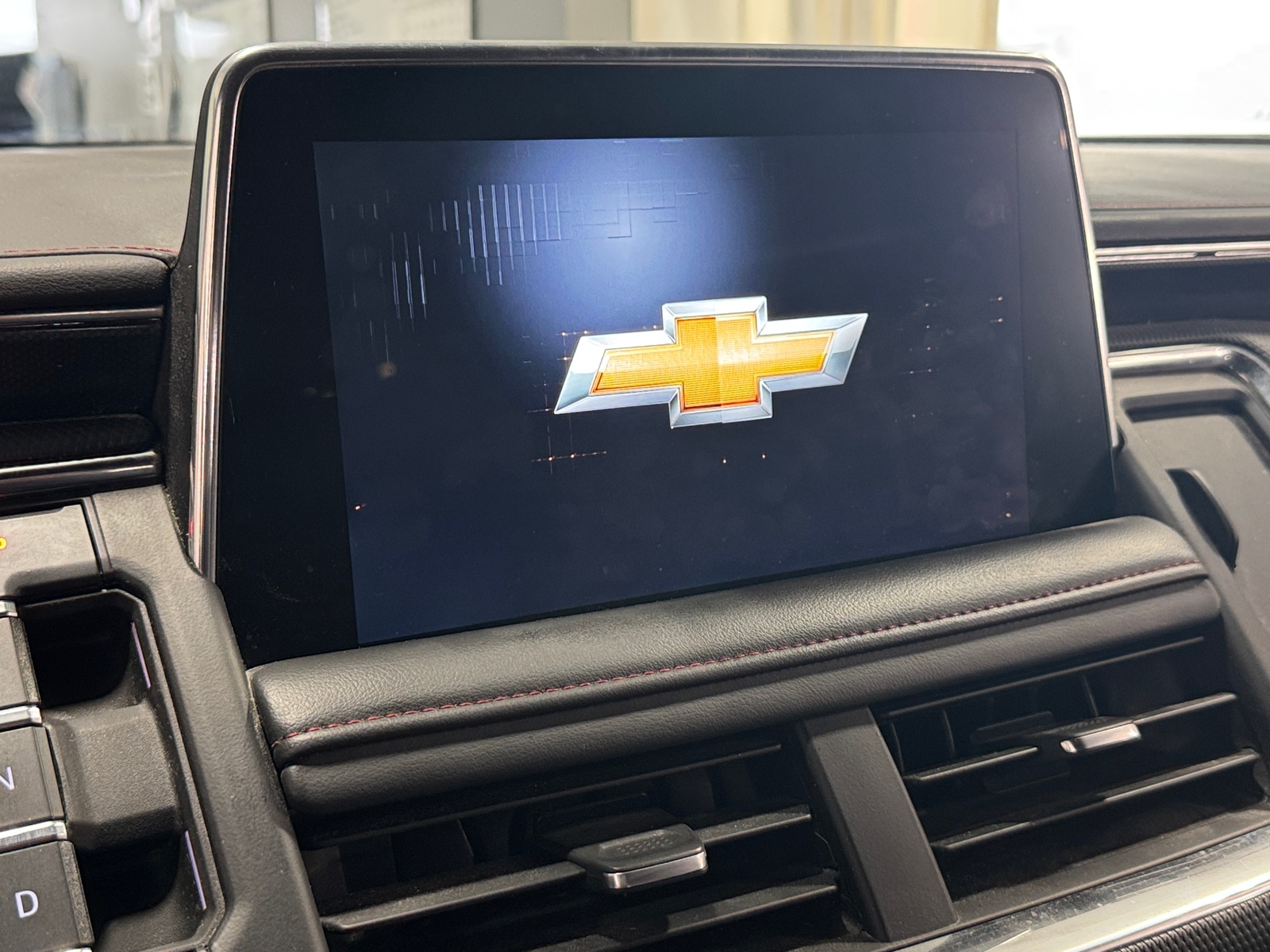 Thumbnail: 2022 Chevrolet Suburban - 3