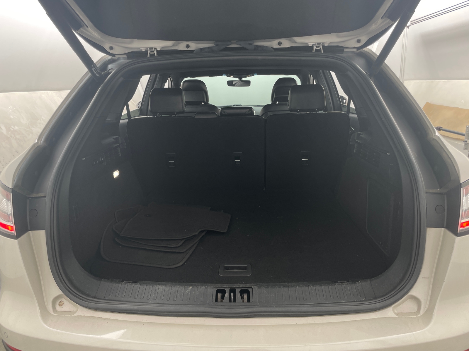 Thumbnail: 2019 Lincoln Nautilus - 6