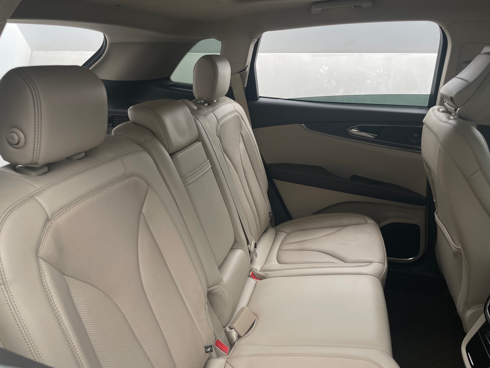 Thumbnail: 2020 Lincoln Nautilus - 5
