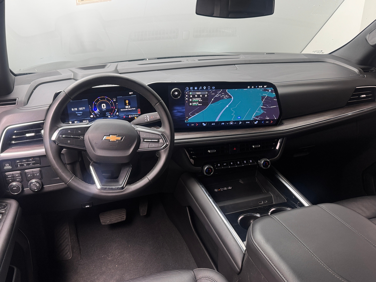 Thumbnail: 2025 Chevrolet Tahoe - 2