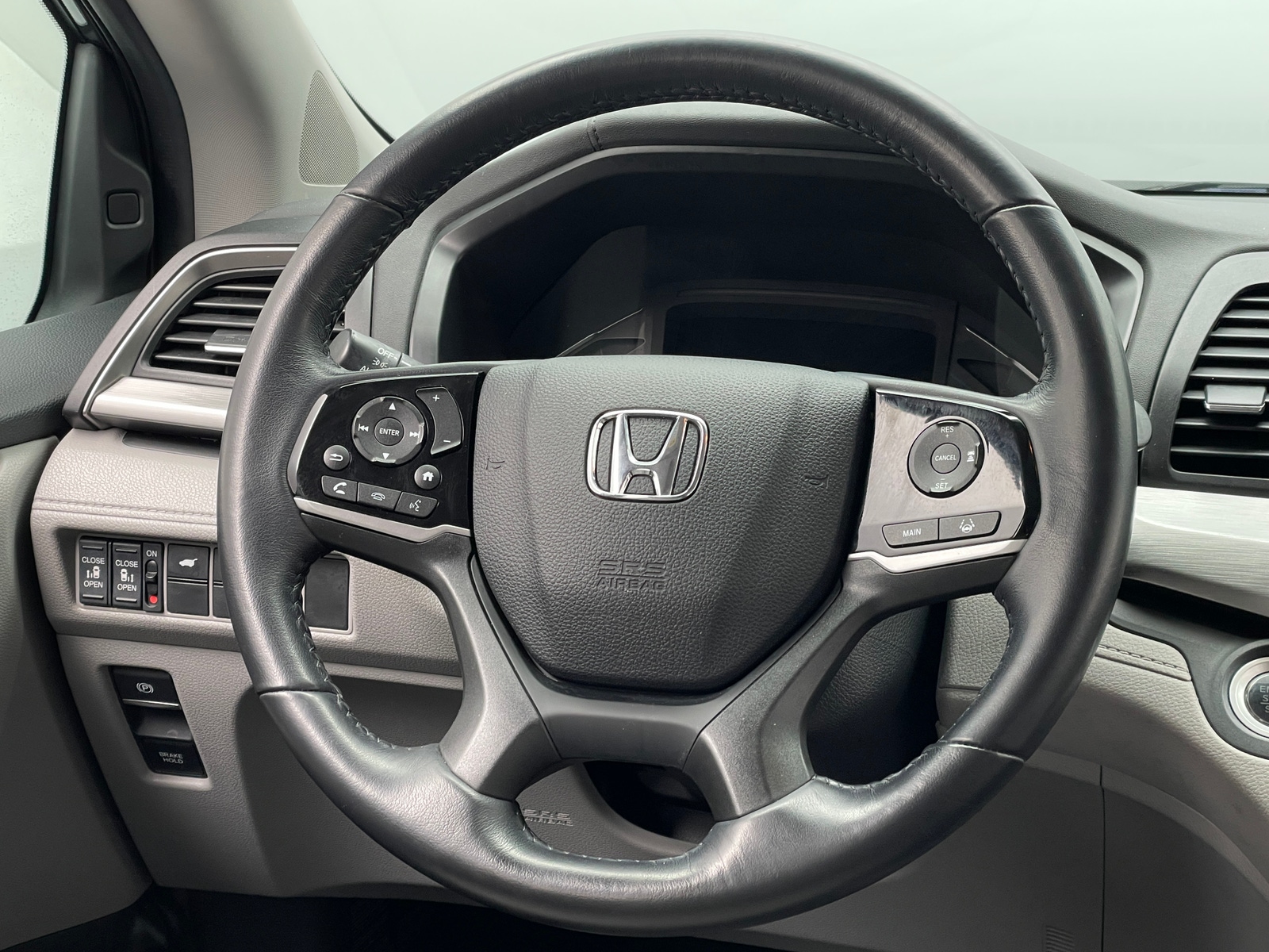 Thumbnail: 2019 Honda Odyssey - 4