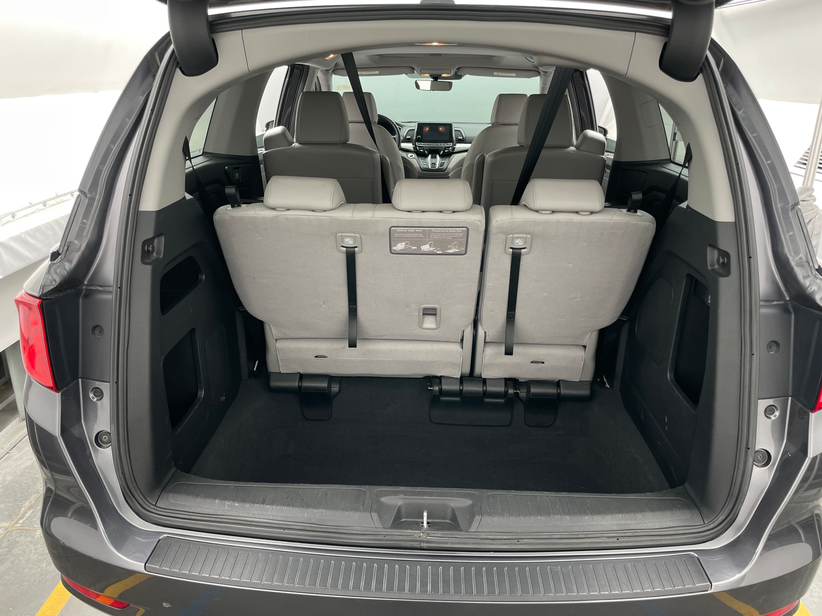 Thumbnail: 2019 Honda Odyssey - 6