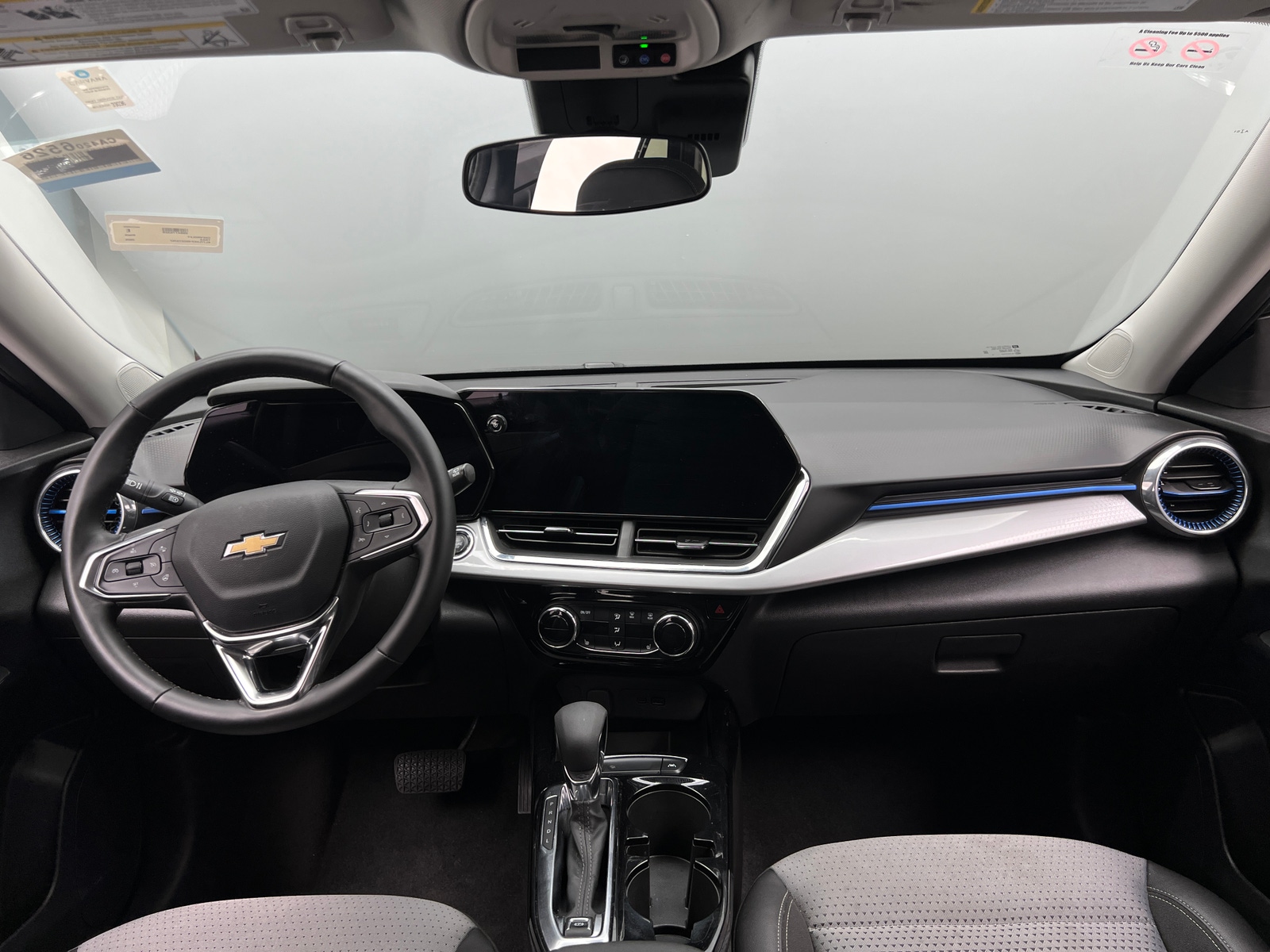 Thumbnail: 2025 Chevrolet Trax - 3
