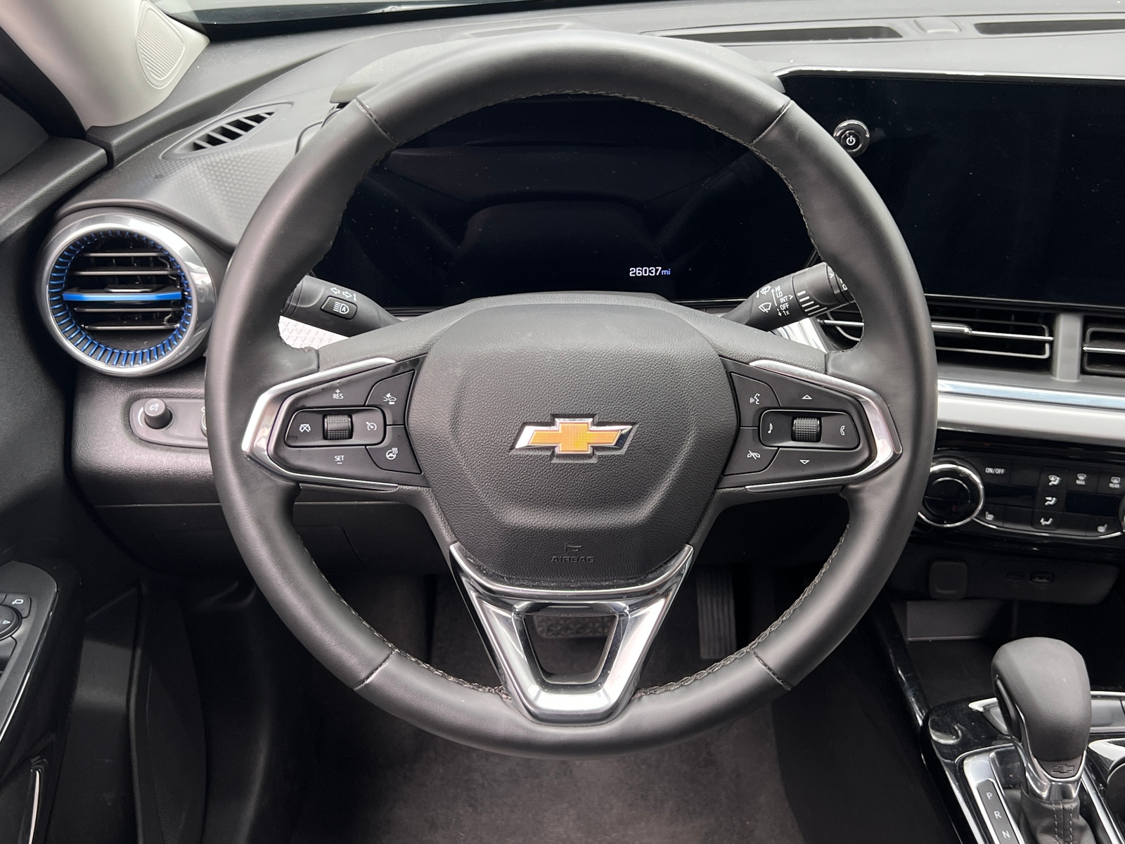 Thumbnail: 2025 Chevrolet Trax - 5