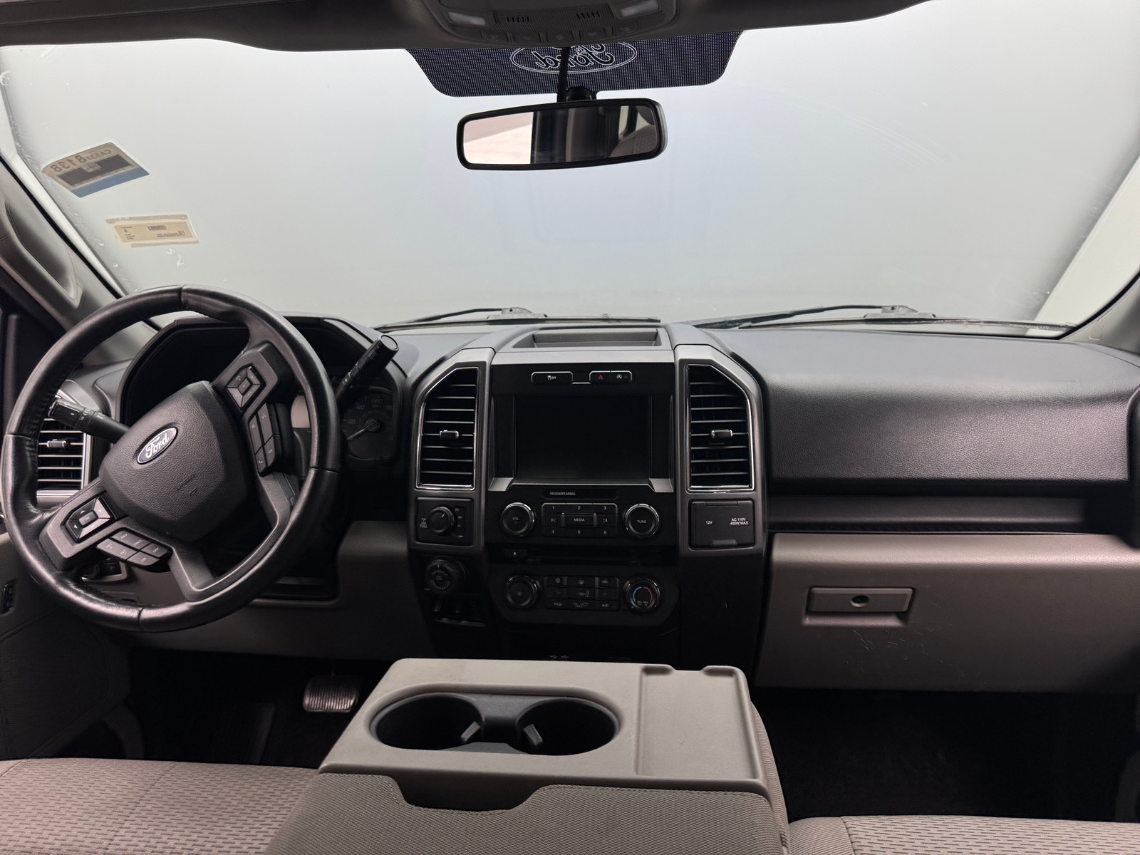 Thumbnail: 2018 Ford Econoline - 3