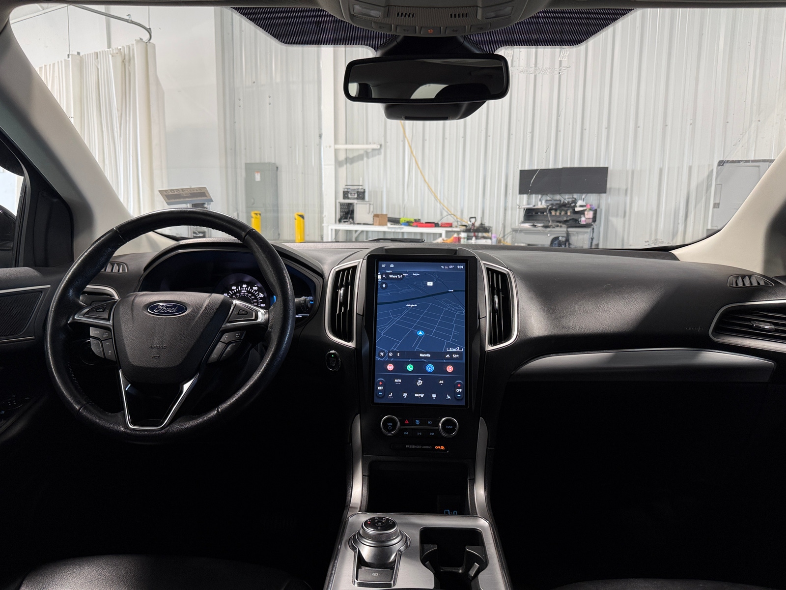 Thumbnail: 2022 Ford Edge - 2