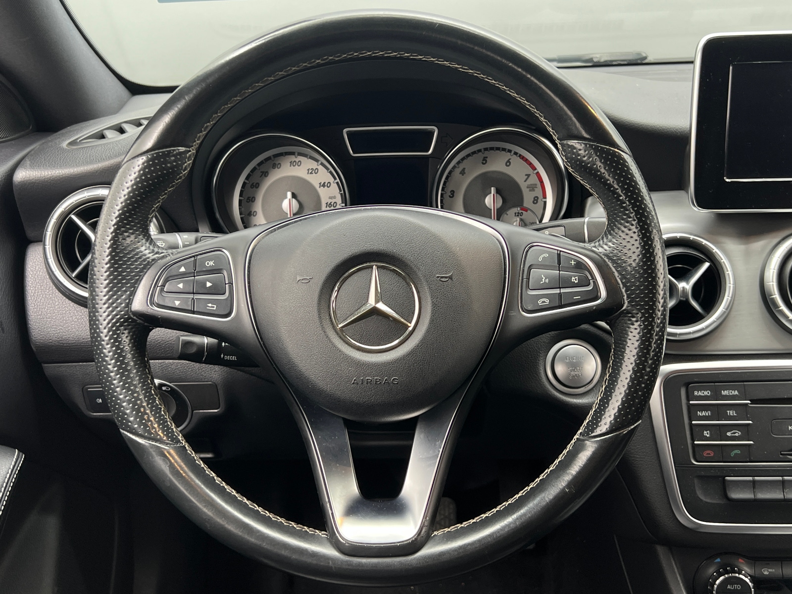 Thumbnail: 2015 Mercedes-Benz CLA - 4
