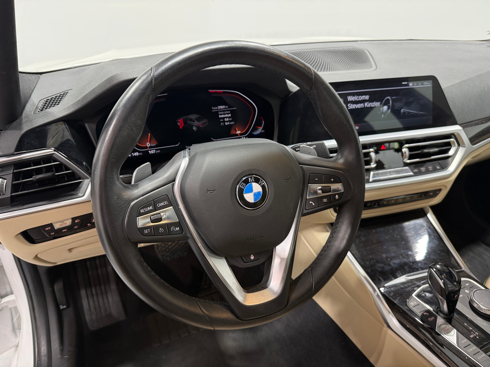 Thumbnail: 2019 BMW 3 Series - 4