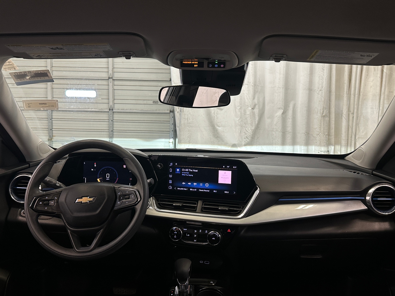 Thumbnail: 2025 Chevrolet Trax - 3