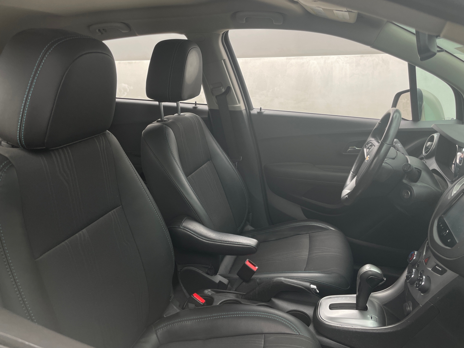 Thumbnail: 2016 Chevrolet Trax - 2