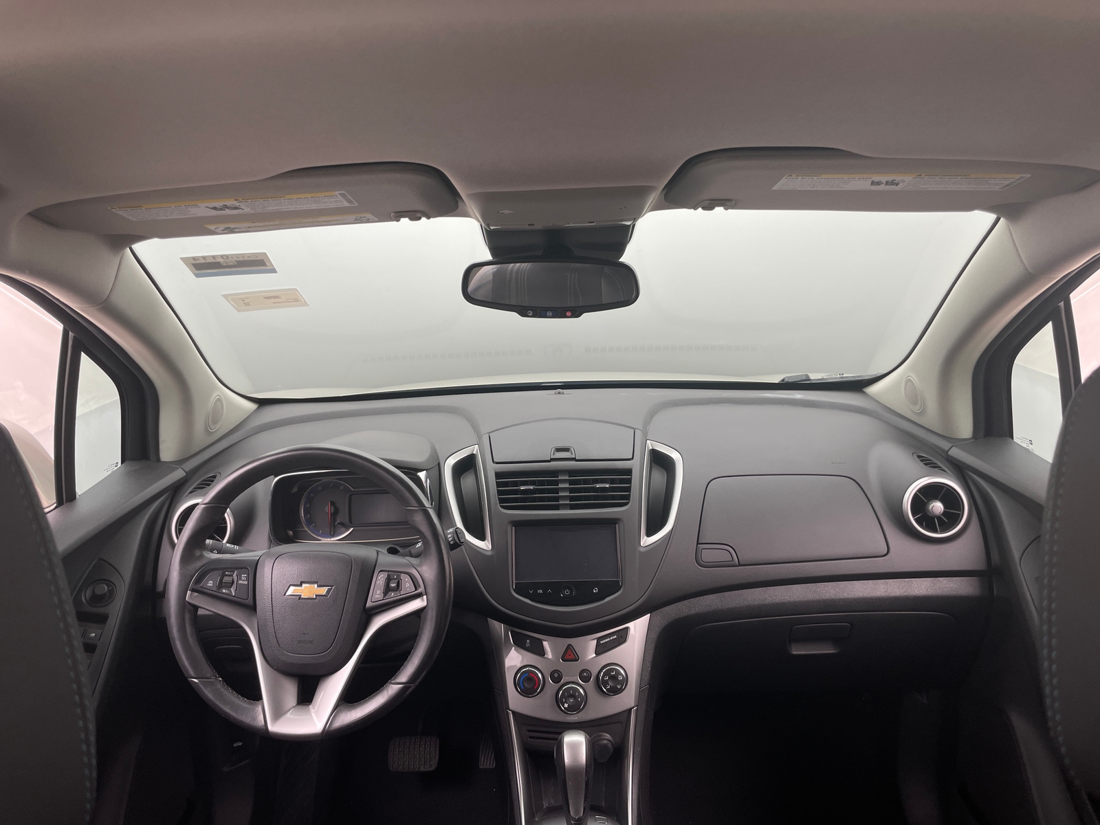 Thumbnail: 2016 Chevrolet Trax - 3
