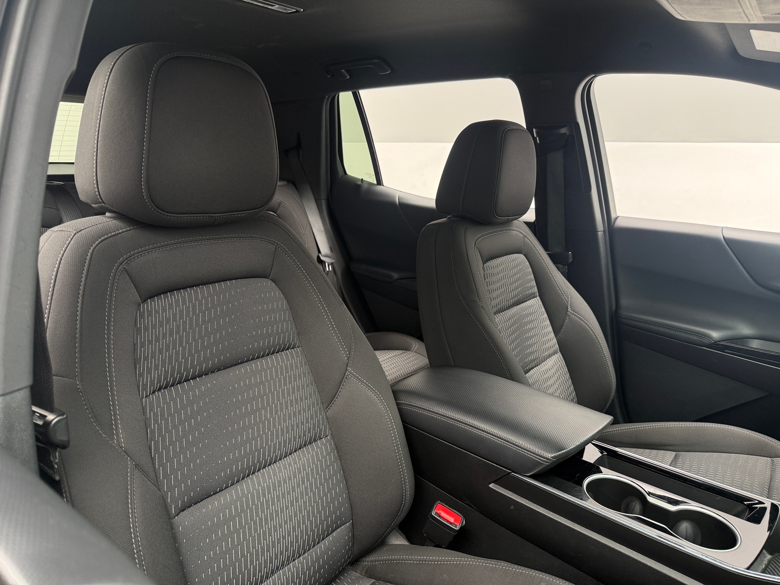 Thumbnail: 2025 Chevrolet Equinox - 2