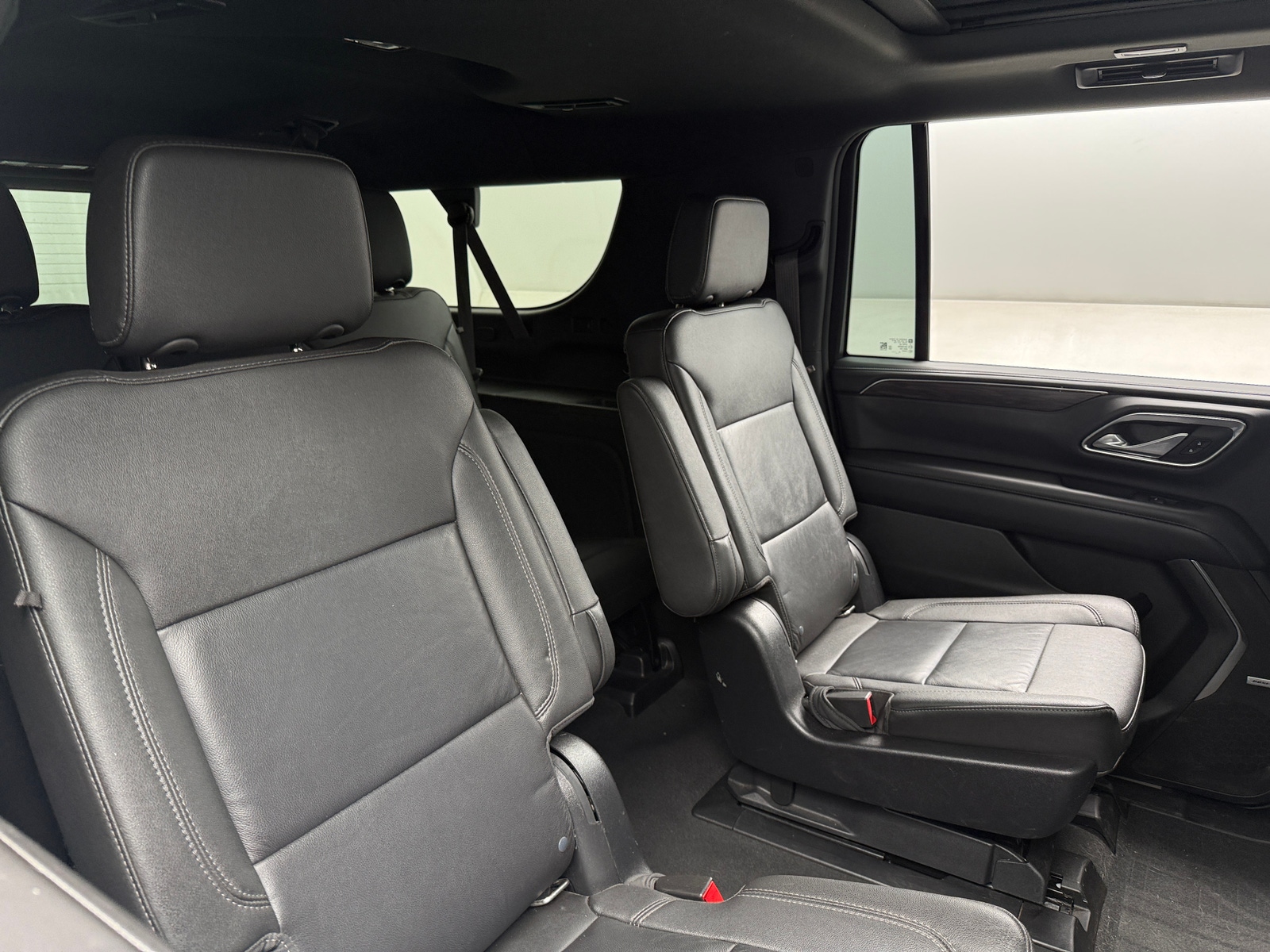Thumbnail: 2022 Chevrolet Suburban - 5