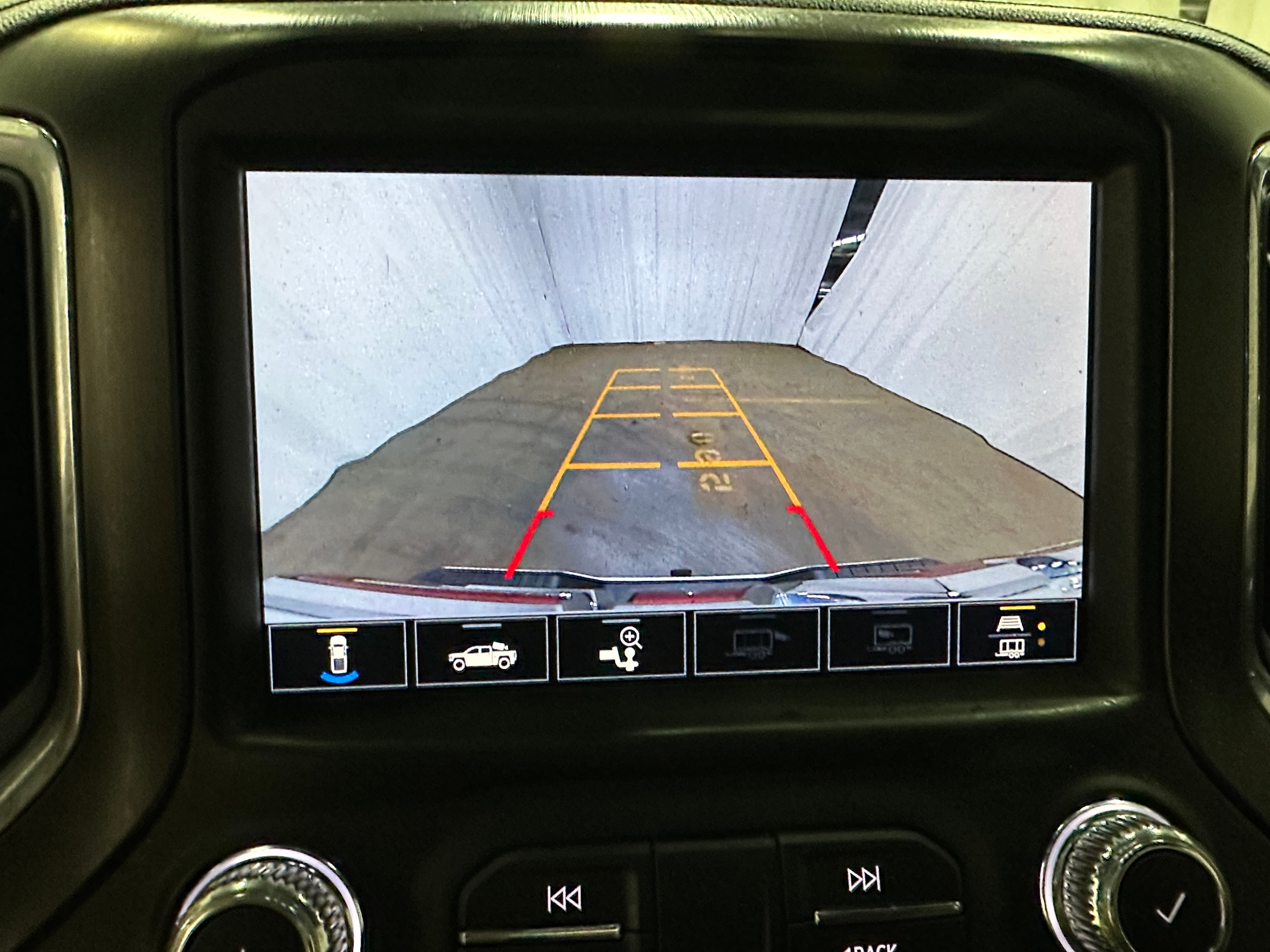 2021 GMC Sierra 3500HD AT4 - Photo 15
