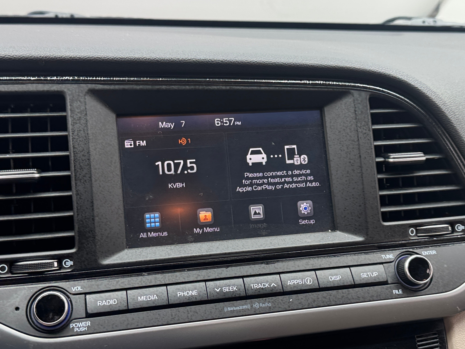 Thumbnail: 2017 Hyundai Elantra - 4