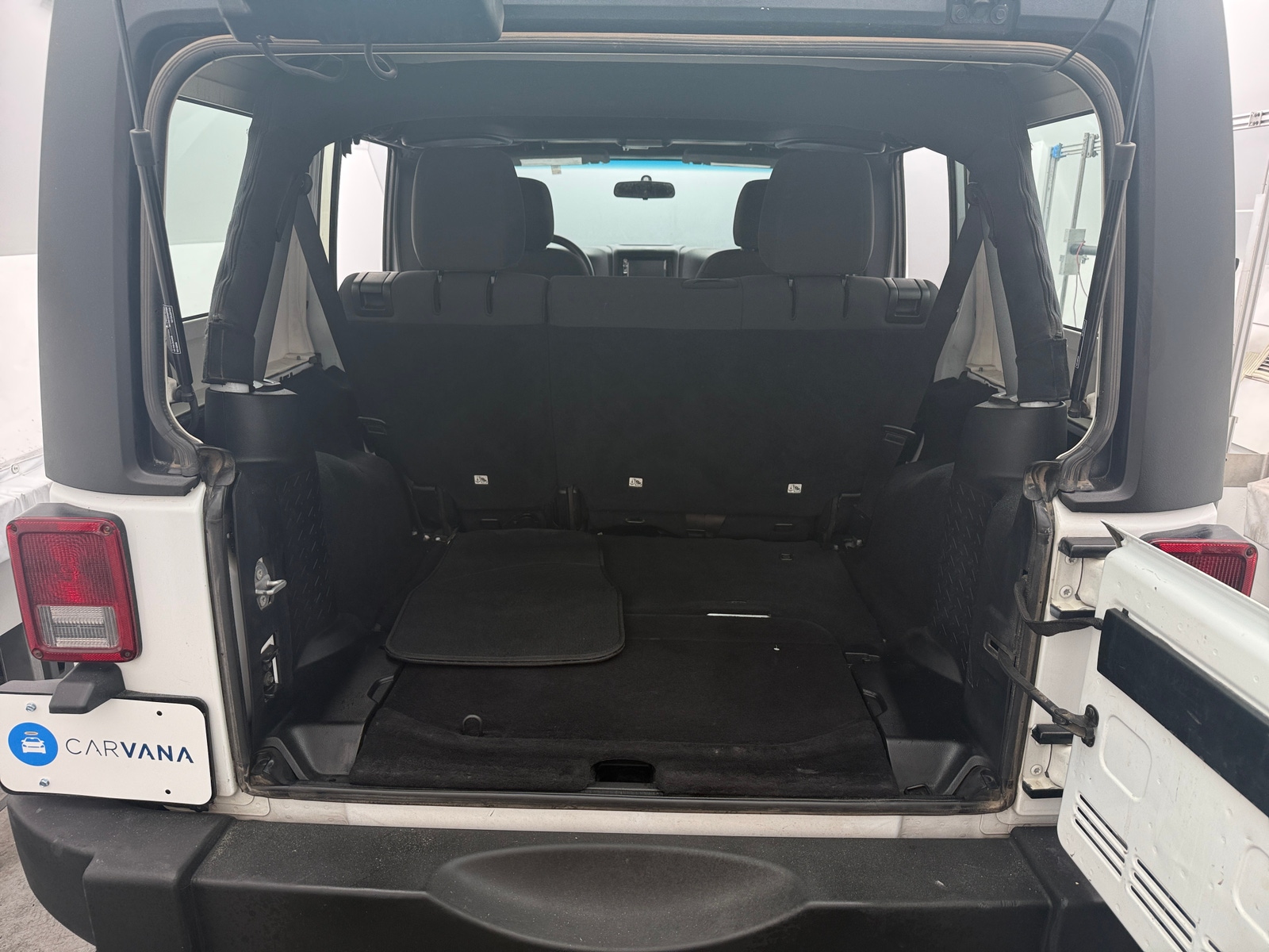 Thumbnail: 2017 Jeep Wrangler - 7