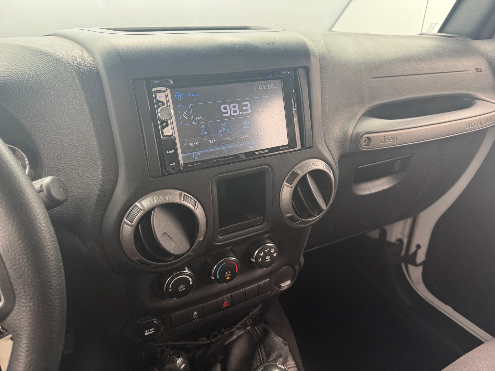 Thumbnail: 2017 Jeep Wrangler - 4