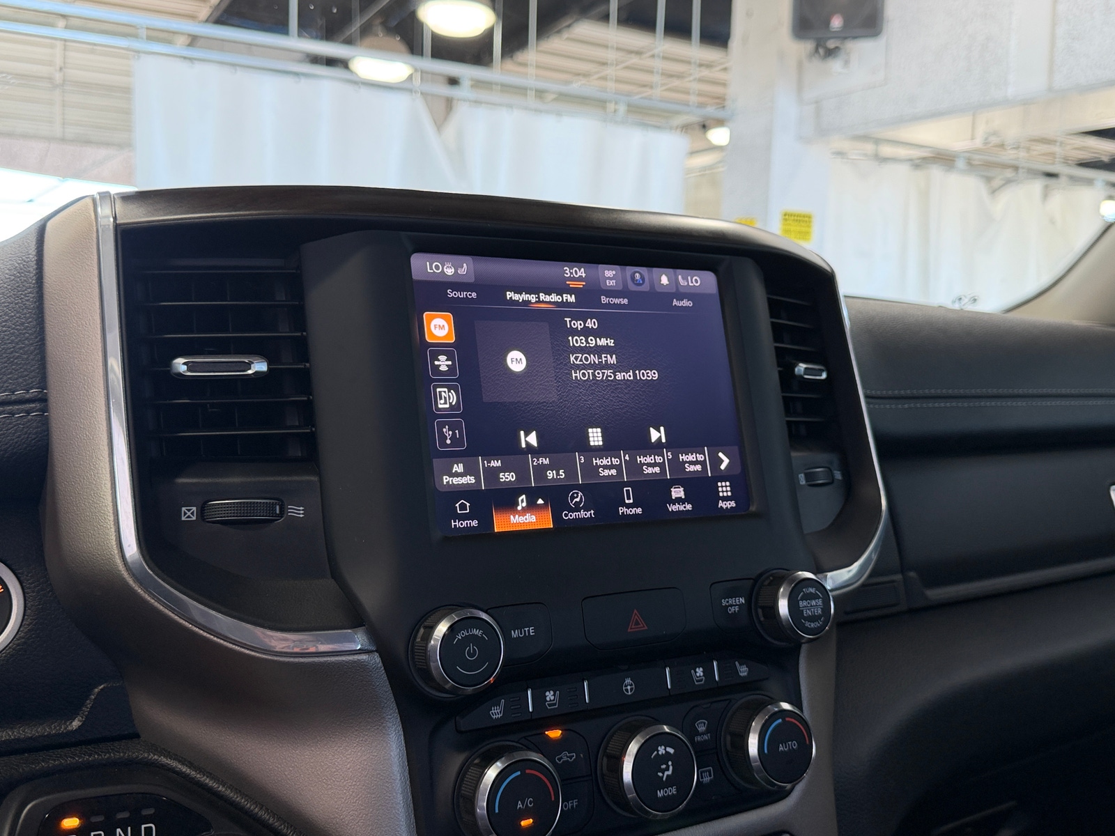 Thumbnail: 2022 RAM 1500 - 3