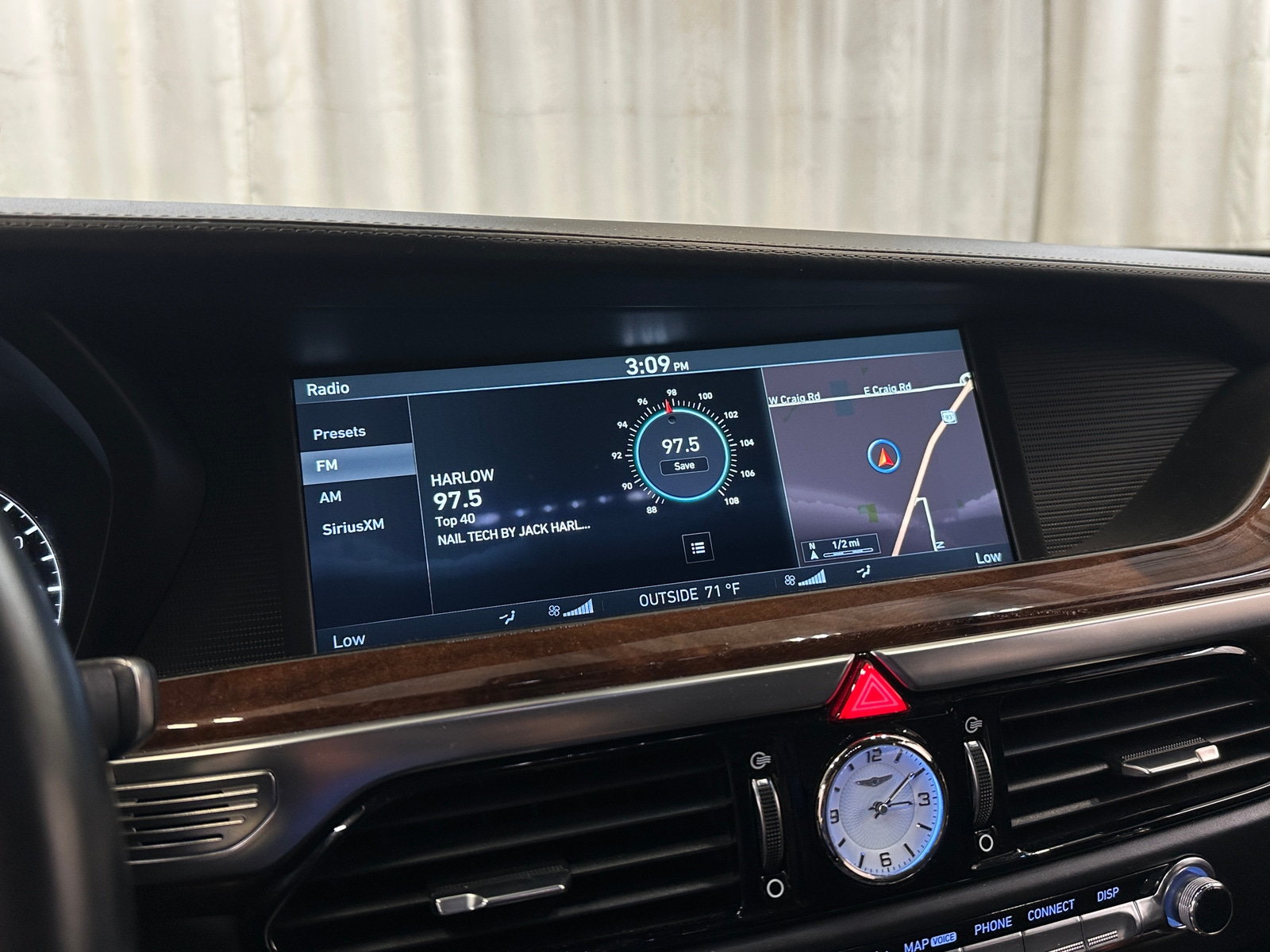 Thumbnail: 2019 Genesis G90 - 3
