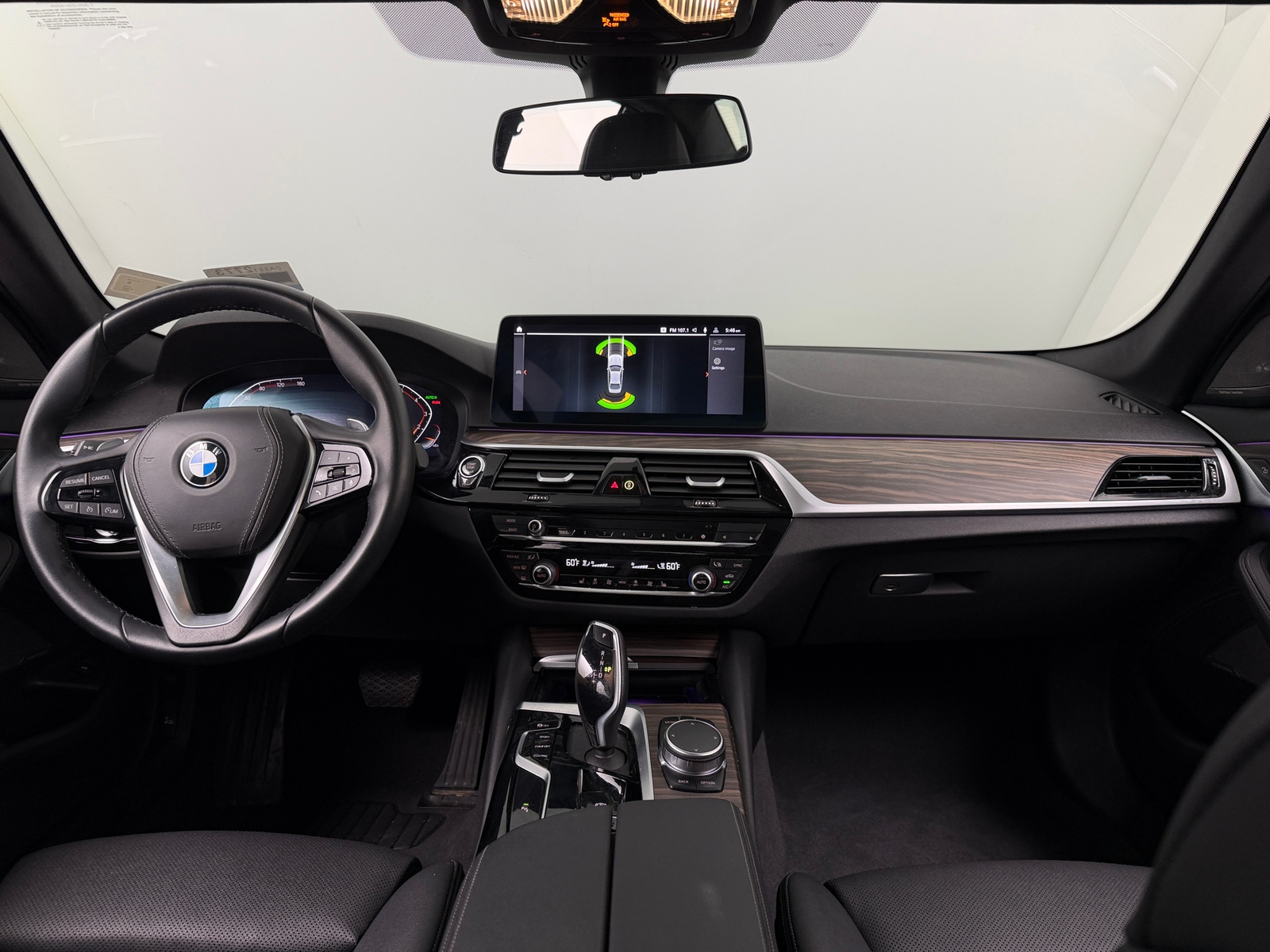 Thumbnail: 2023 BMW 5 Series - 2