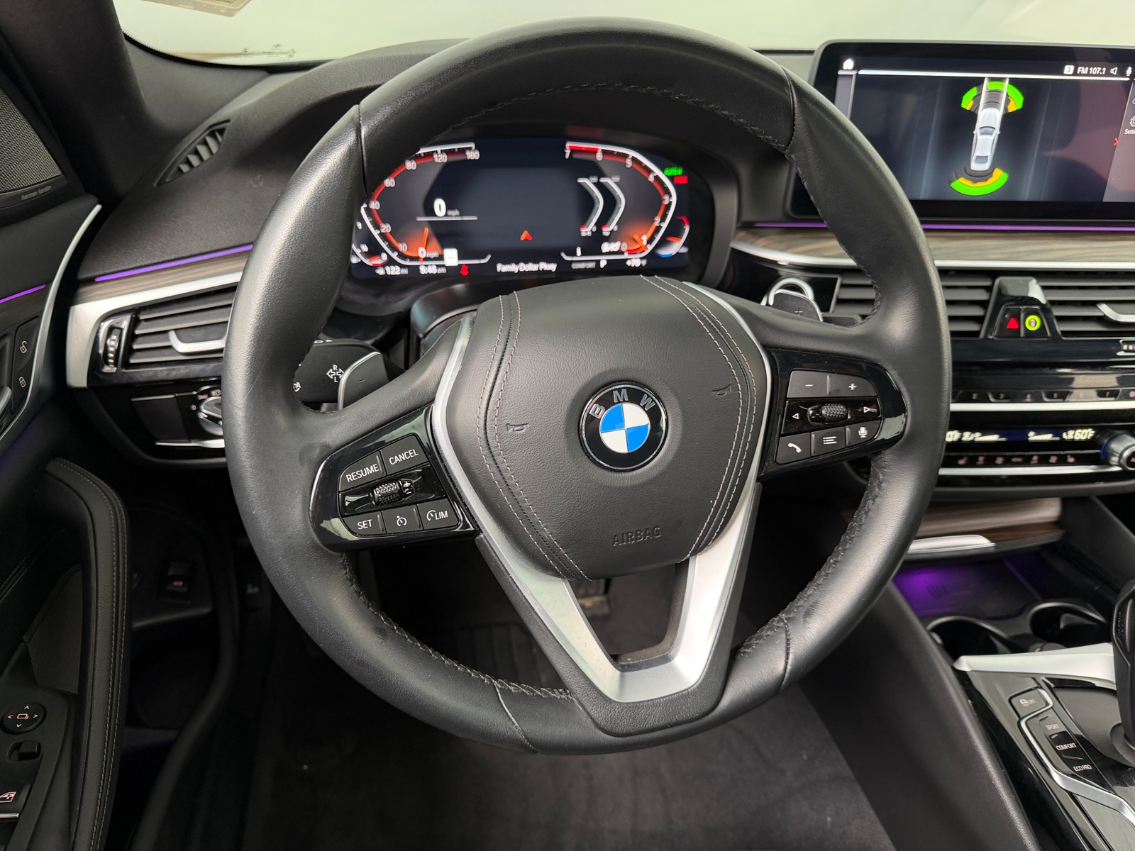 Thumbnail: 2023 BMW 5 Series - 4