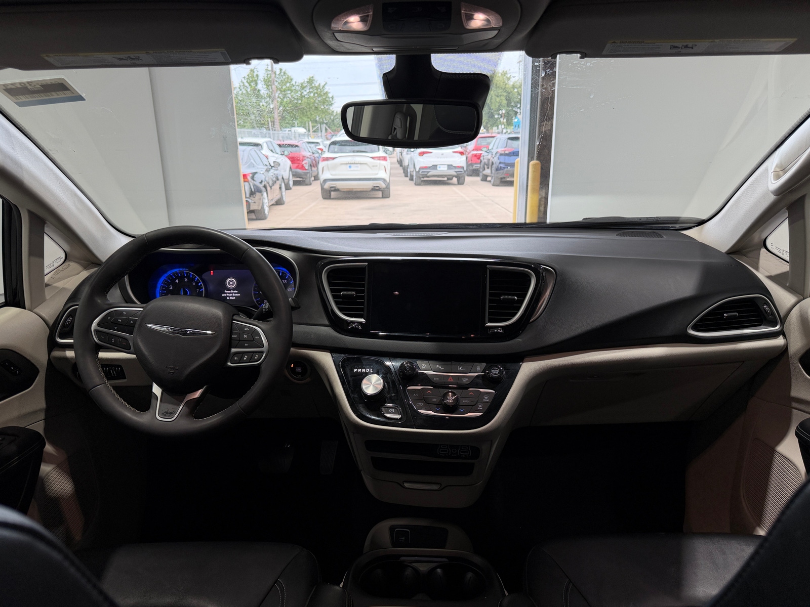 Thumbnail: 2024 Chrysler Pacifica - 2